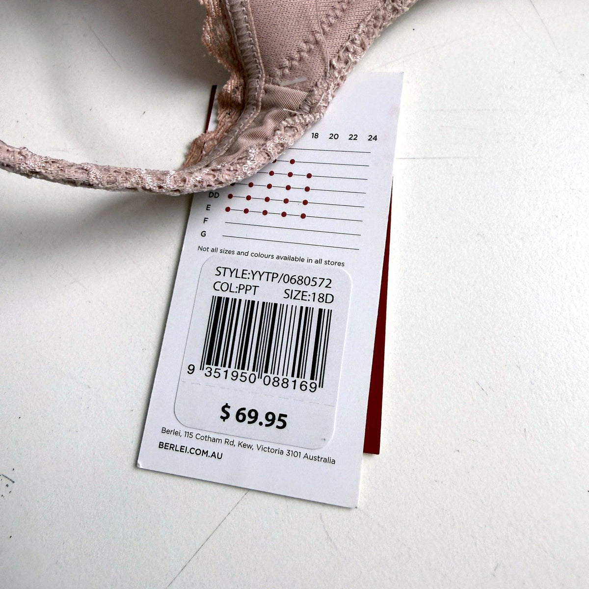Berlei Womens Lace T-Shirt Bra 2-Pack Molded Cups Multi Color Size 18D NEW