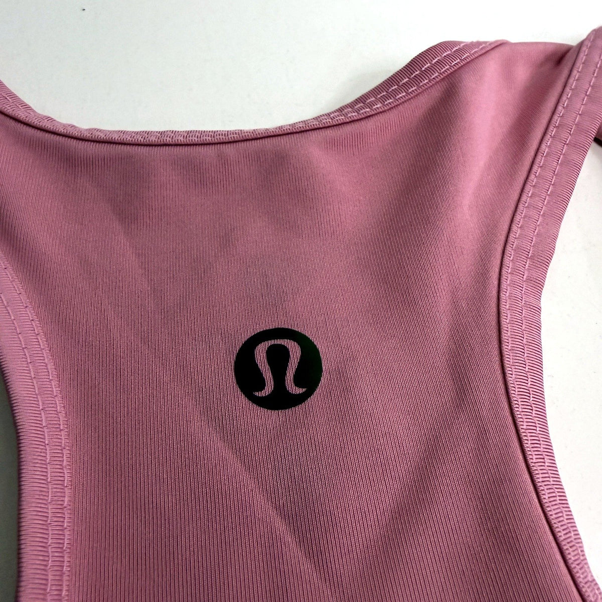 Lululemon Womens Sports Bra Racerback Pink Mauve Size 2XL Support