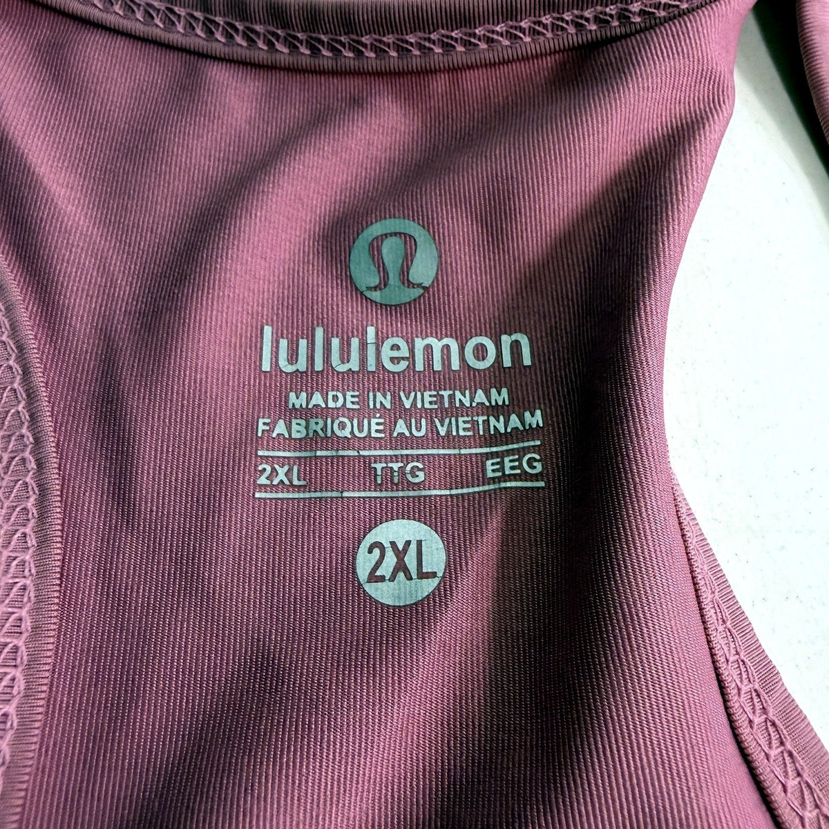 Lululemon Womens Sports Bra Racerback Pink Mauve Size 2XL Support