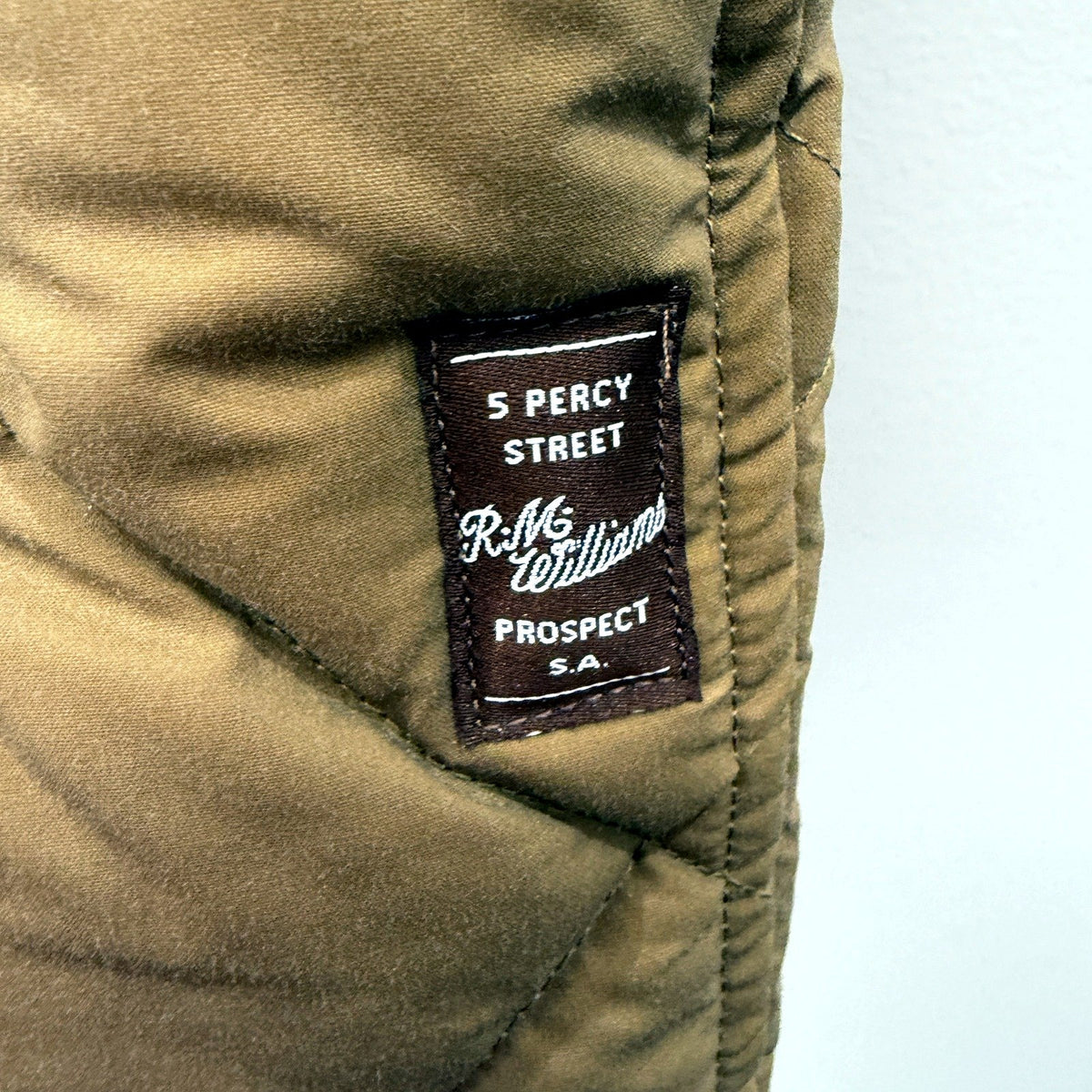 R.M. Williams Mens Quilted Puffer Vest Olive Brown Size L