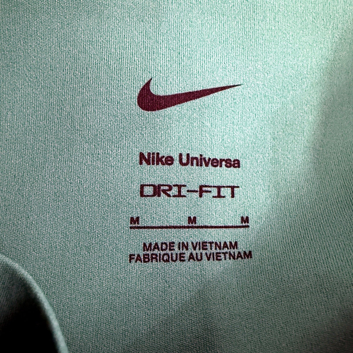 Nike Womens Universa Dri-Fit High Waist Athletic Leggings Green Size M NEW