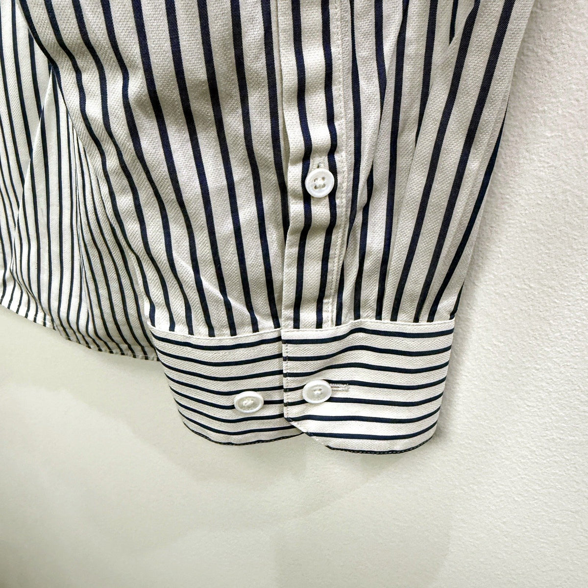 SABA Long Mens Sleeve Striped Dress Shirt Navy White Button-Up Medium