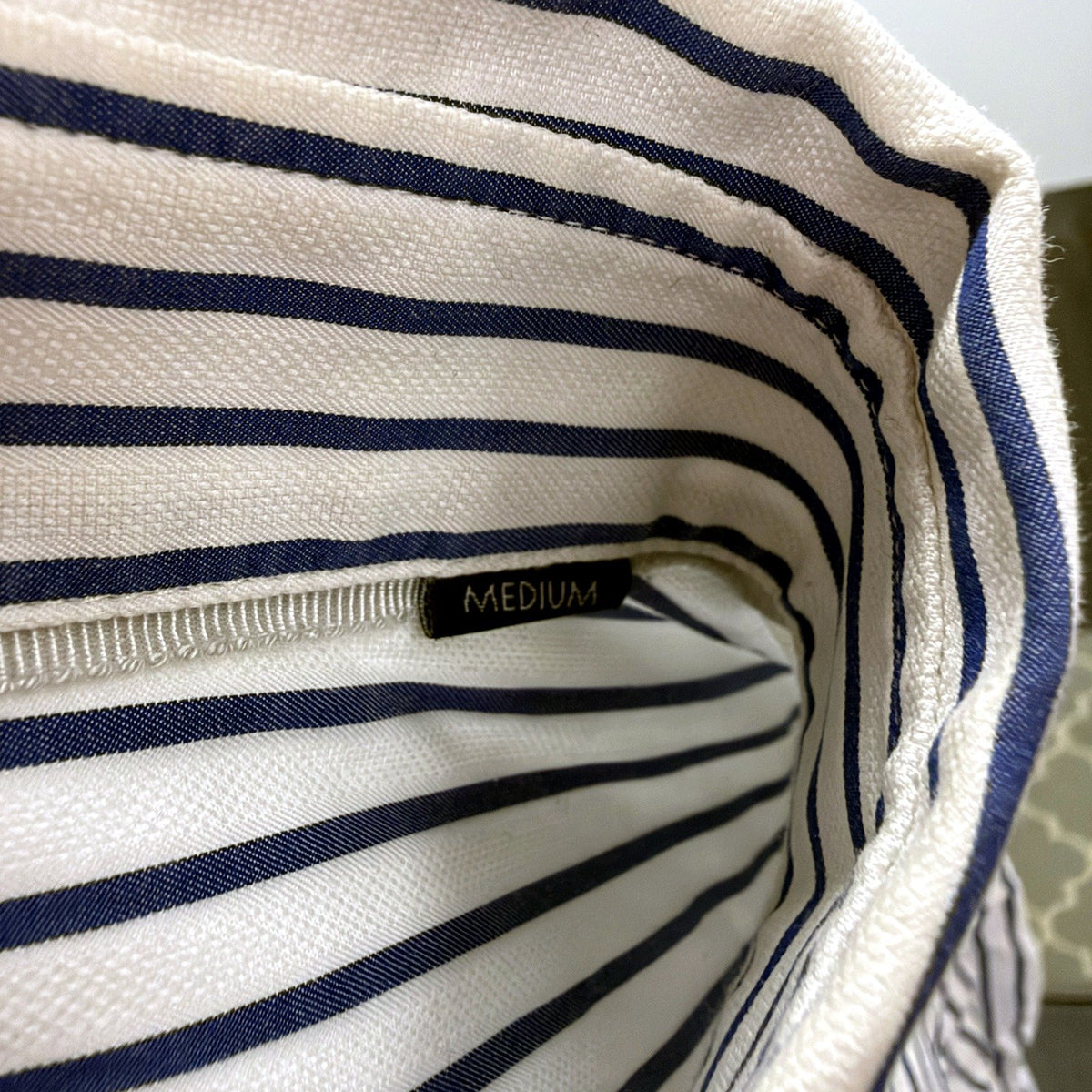 SABA Long Mens Sleeve Striped Dress Shirt Navy White Button-Up Medium