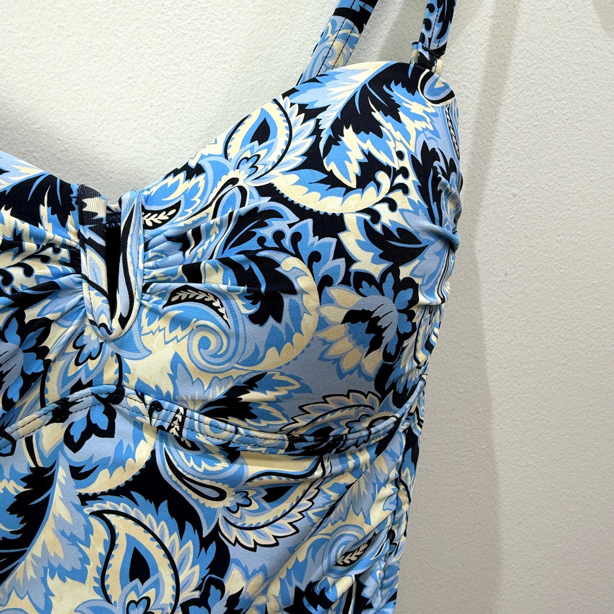 Regatta Womens One-Piece Swimsuit Multi Color Baroque Print Size 10 NEW