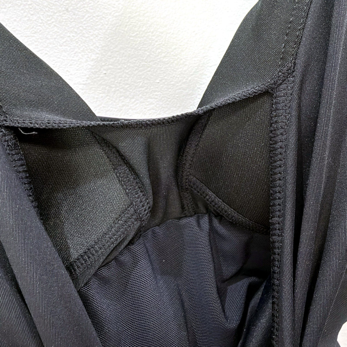 Regatta Womens Black One-Piece Swimsuit Classic Fit Size 10 NEW