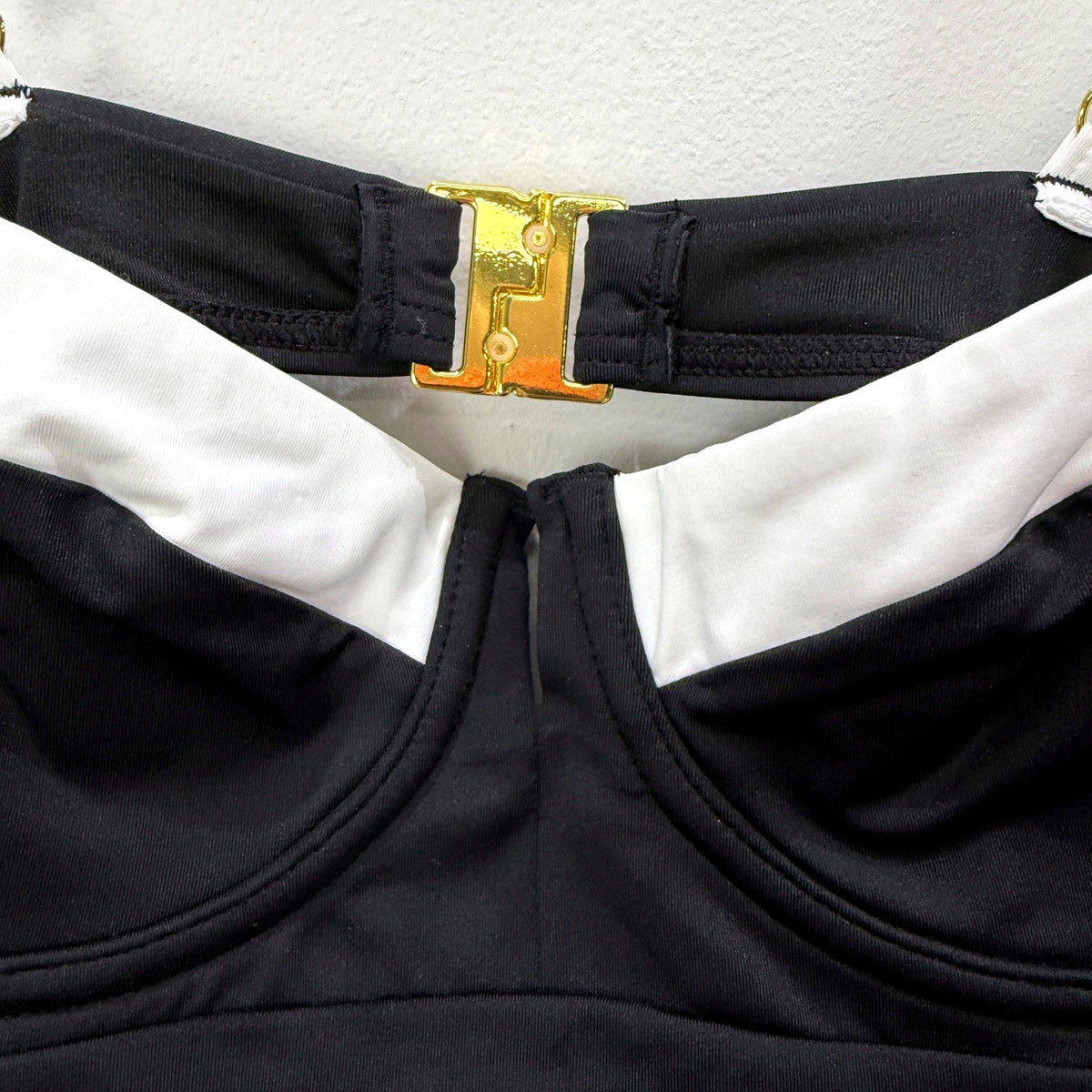 Chloe & Lola Womens One-Piece Swimsuit Black White Size 14 NEW