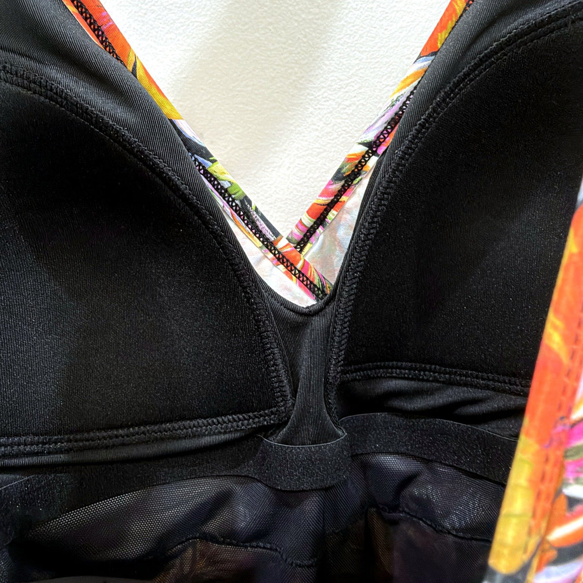 Regatta Womens One-Piece Swimsuit Floral V-Neck Multi Color Size 10 NEW