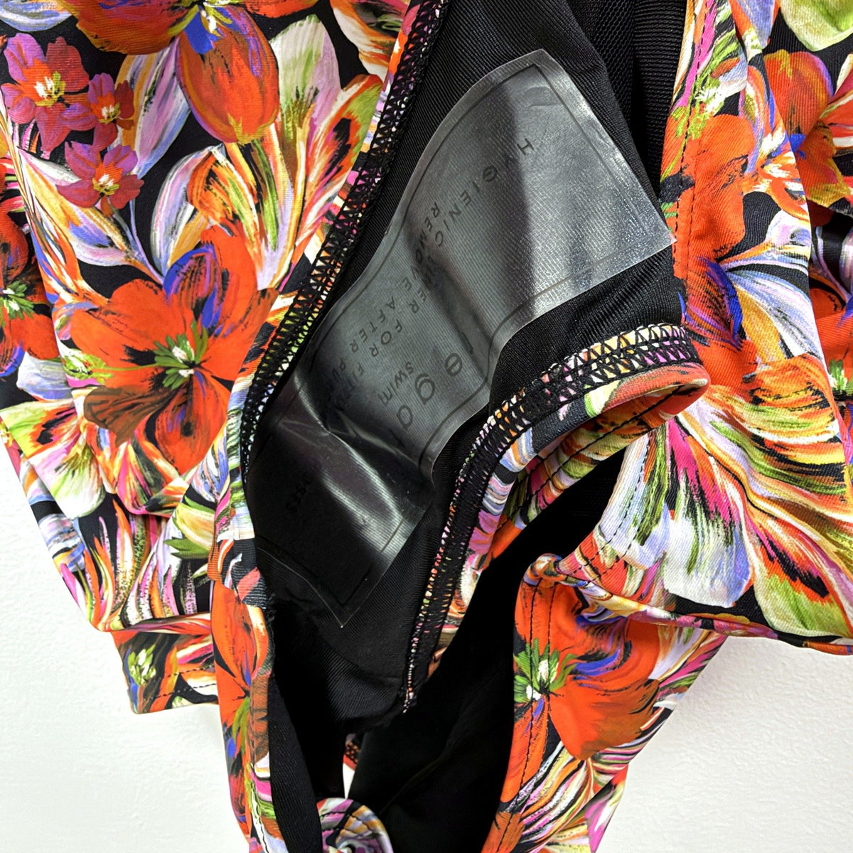 Regatta Womens One-Piece Swimsuit Floral V-Neck Multi Color Size 10 NEW