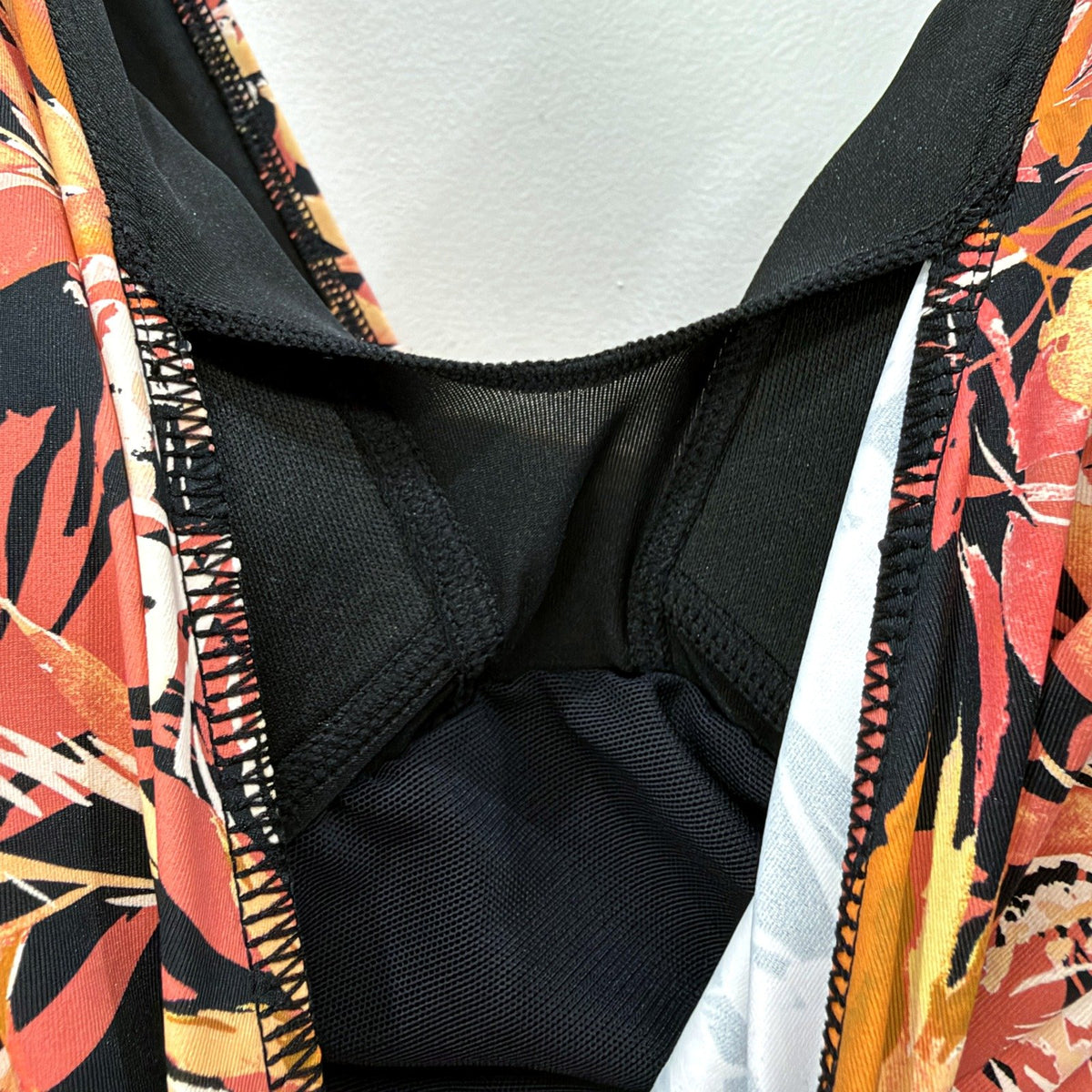 Regatta Womens One-Piece Swimsuit Multi Color Floral Print Size 10 NEW