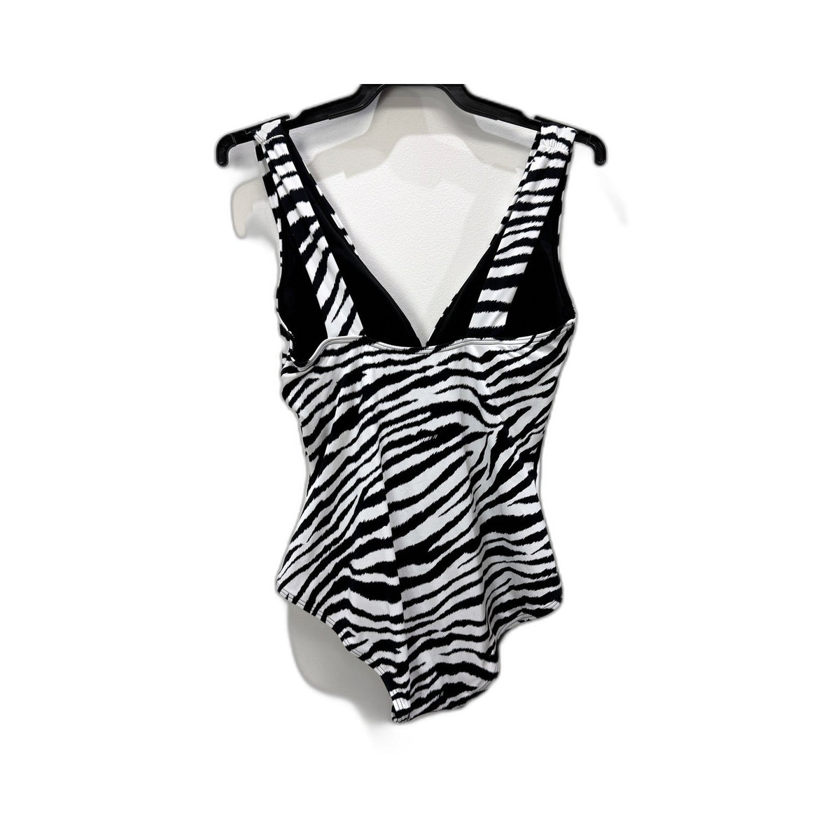 Regatta Womens One-Piece Swimsuit Black White Zebra Stripe Size 10 NEW