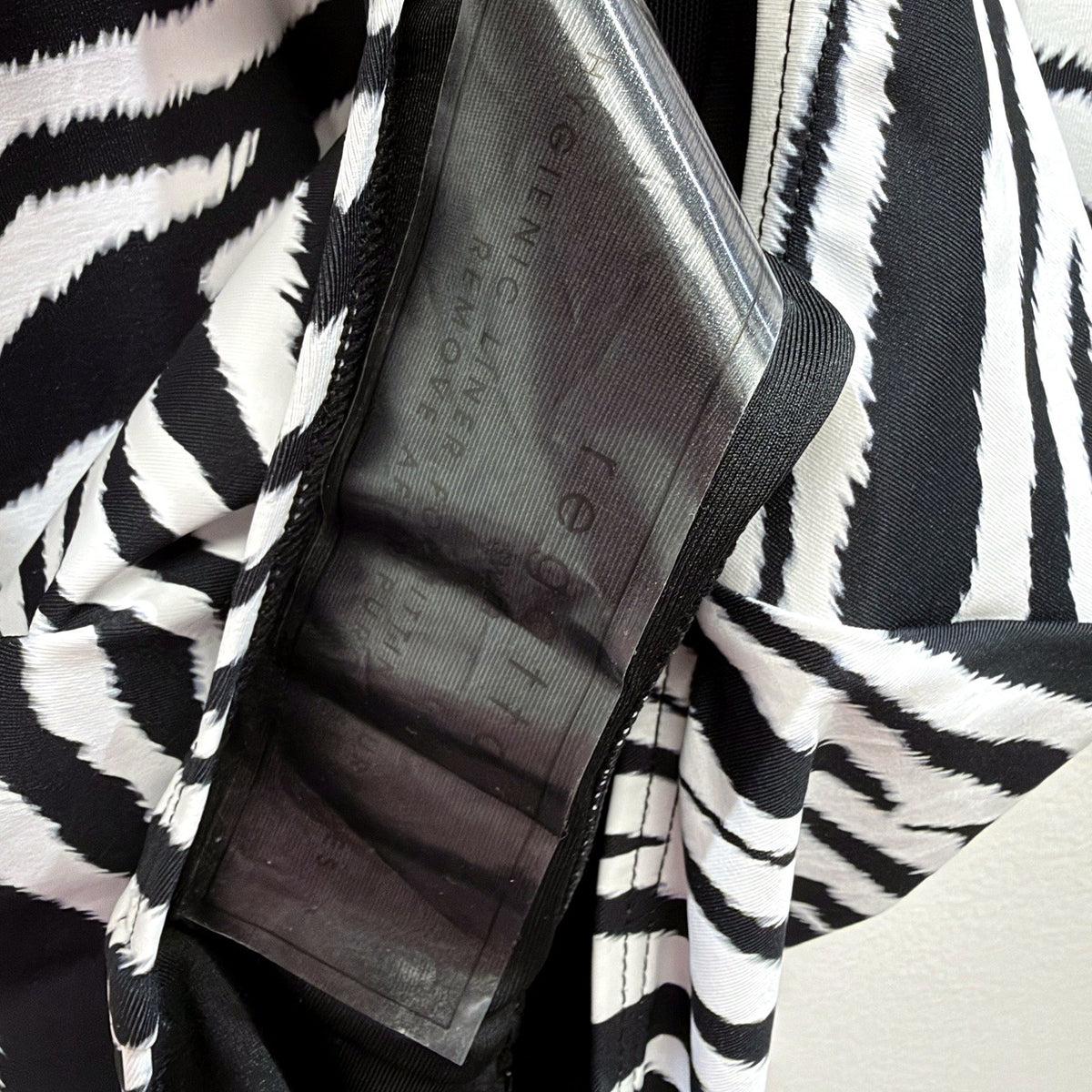 Regatta Womens One-Piece Swimsuit Black White Zebra Stripe Size 10 NEW