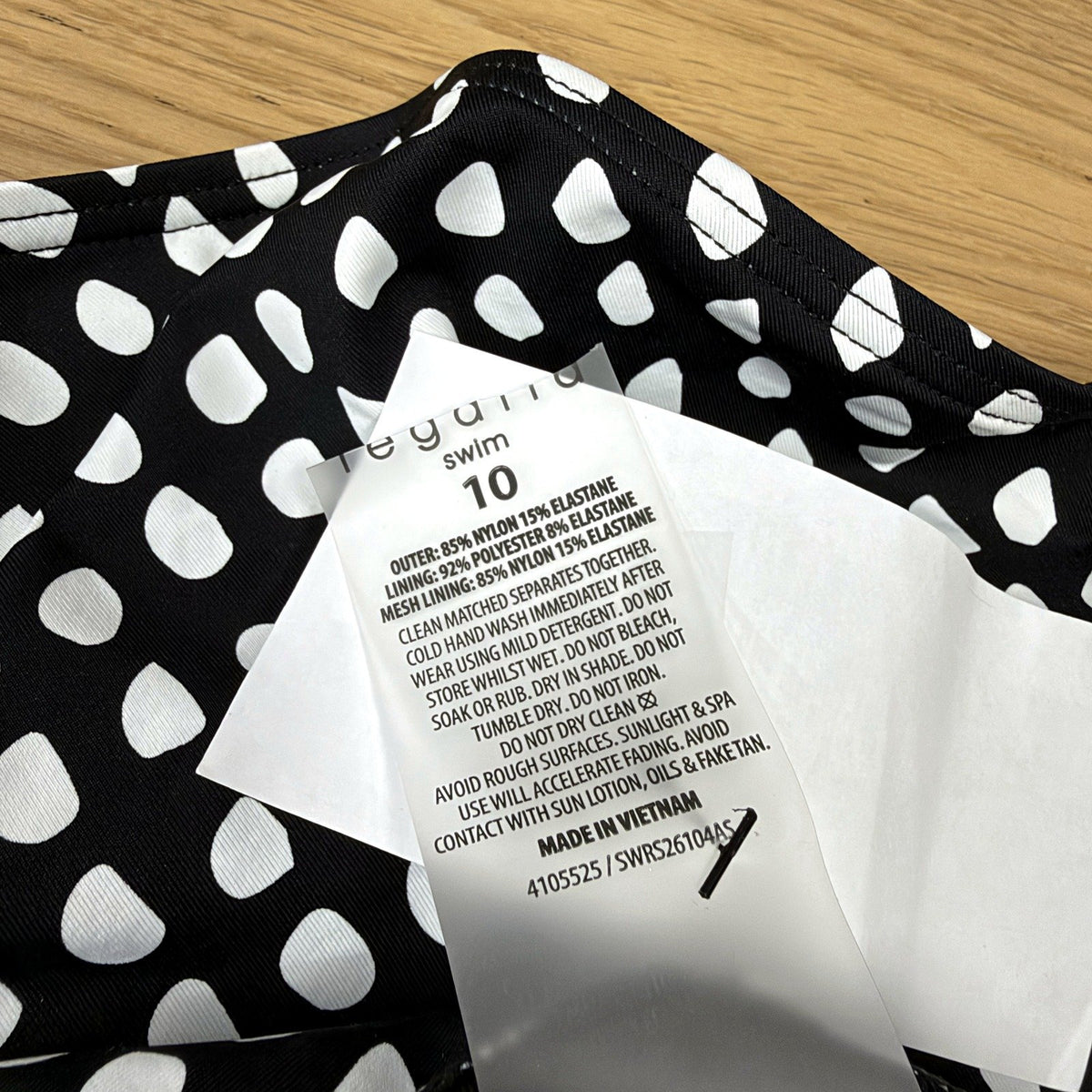 Regatta Womens One-Piece Swimsuit Black White Polka Dot Size 10 NEW