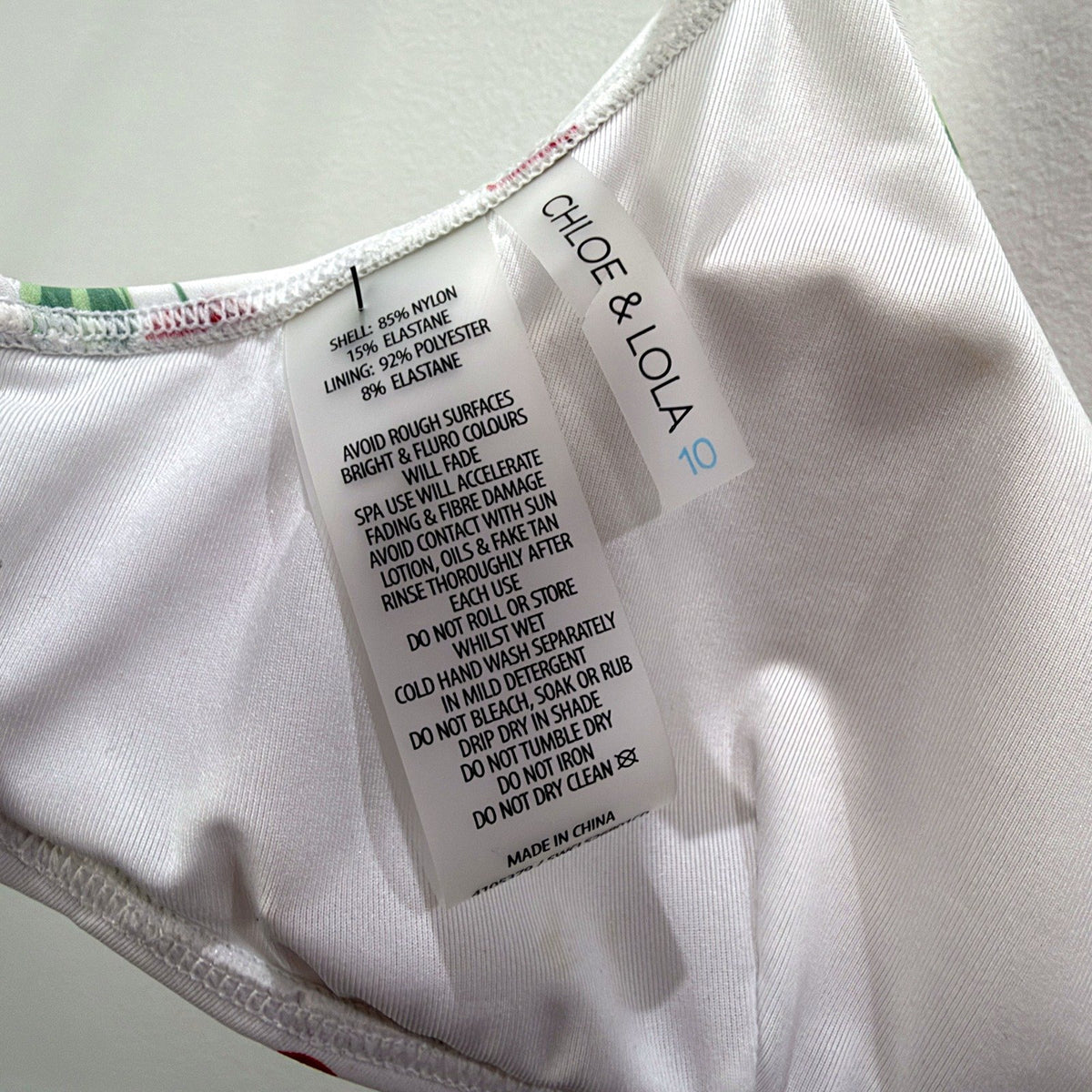 Chloe & Lola Two-Piece Bikini Swimsuit Womens White Cherry Print Size 10 NEW