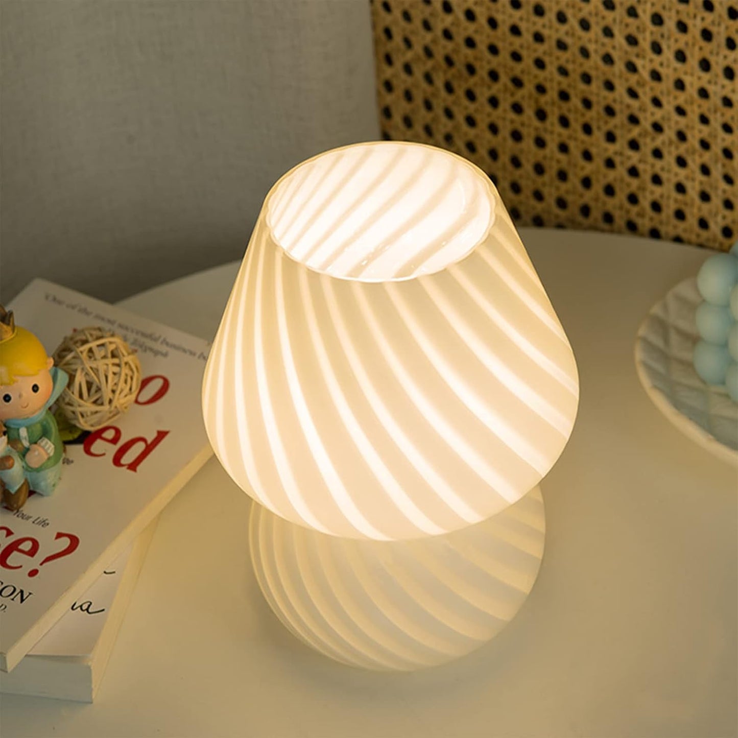 GQJC Glass Mushroom Table Lamp Aesthetic Bedside Decor Home Accent White NEW
