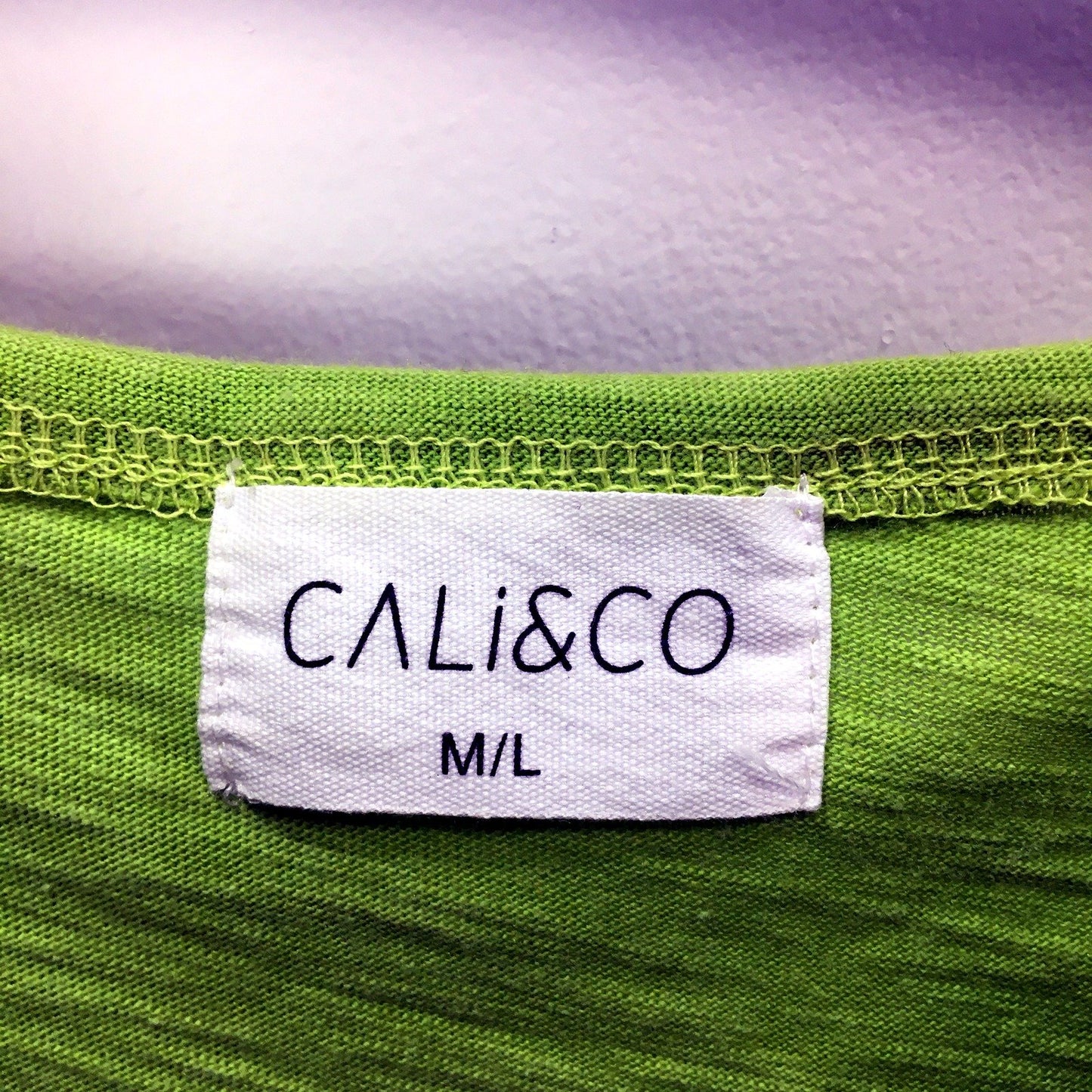 Cali & Co Womens Oversized Linen T-Shirt Lime Green Sequin Star Applique Size