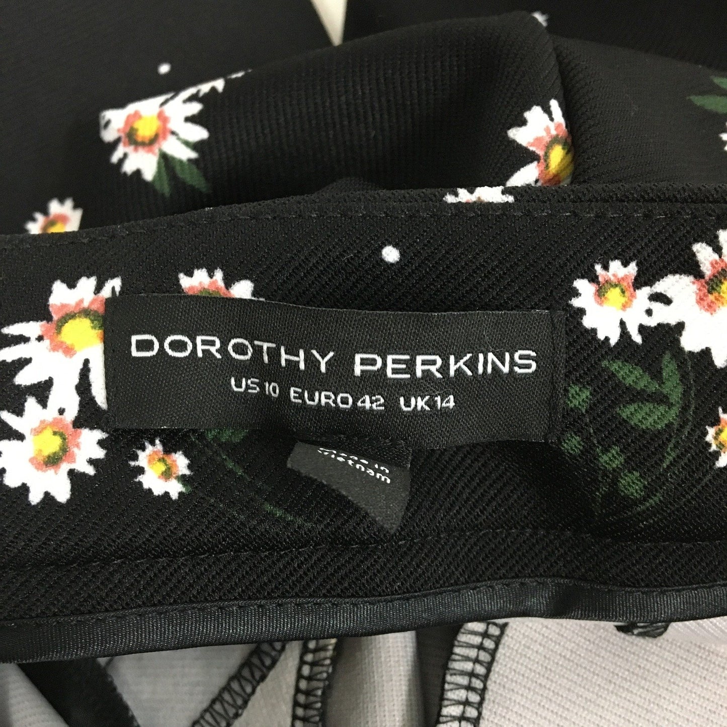 Dorothy Perkins Floral Print Pants Black with White flower Womens Size 14 NEW