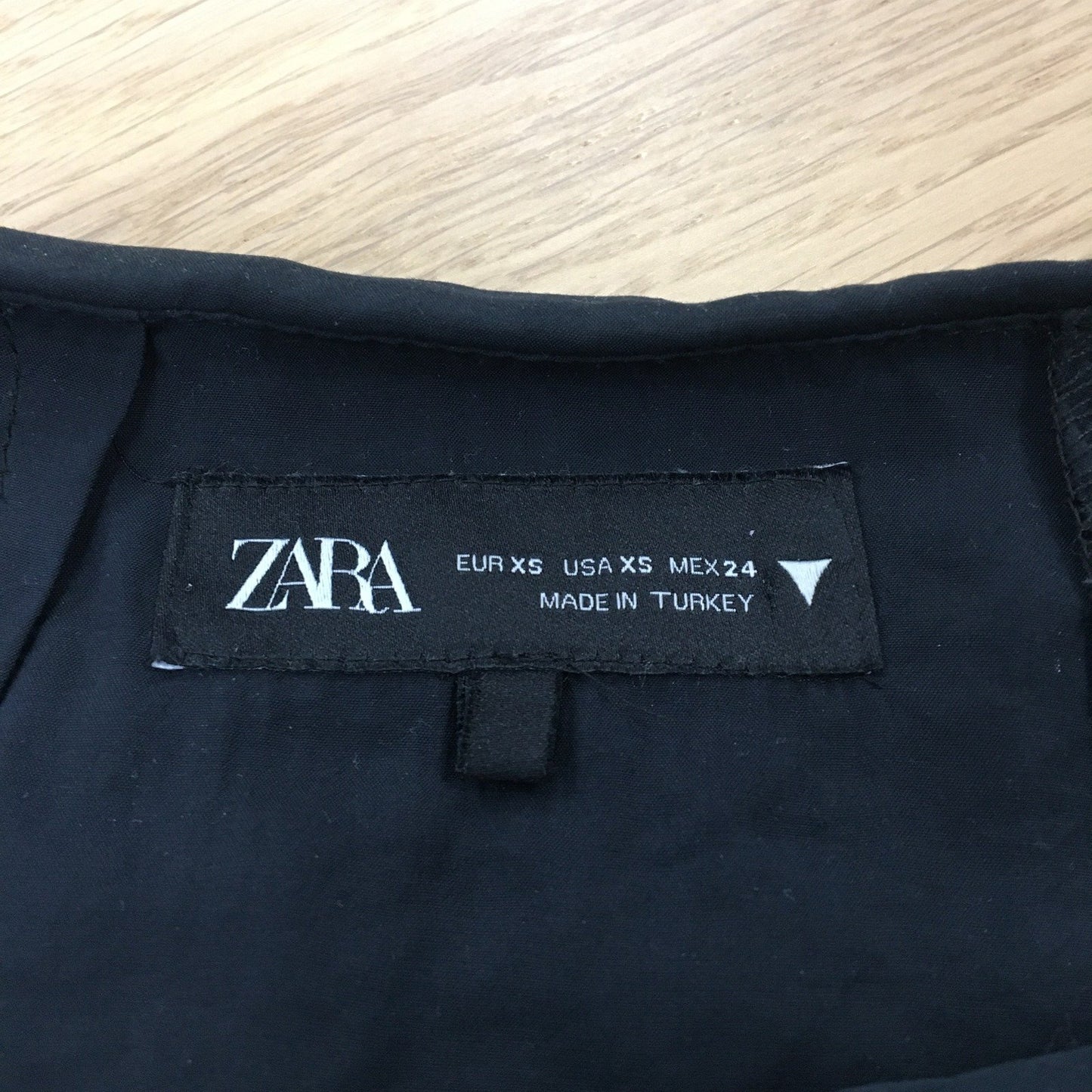 Zara Ruched Elastic Waist Shorts Black Women's Size XS