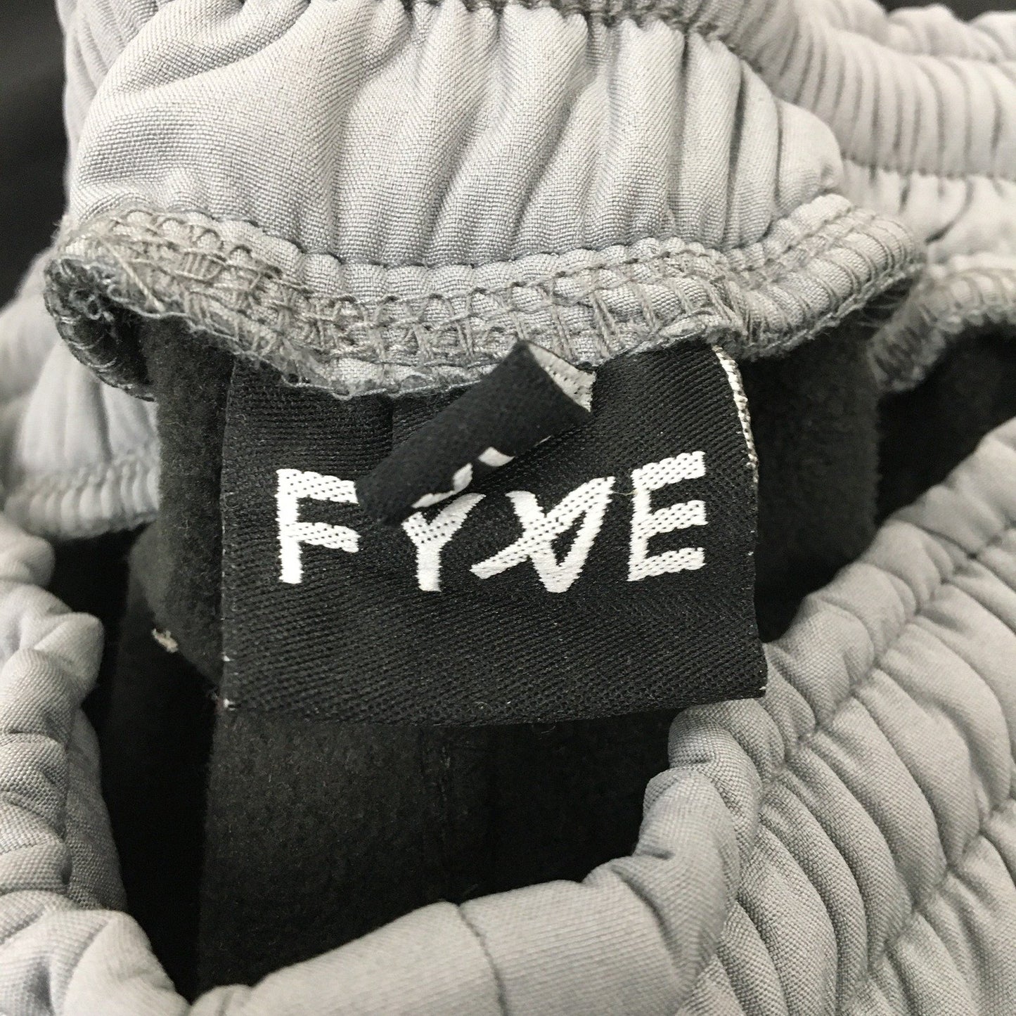 Fyve Unisex Loose Fit Joggers Gray and Black Sweatpants Women's Size XL NEW