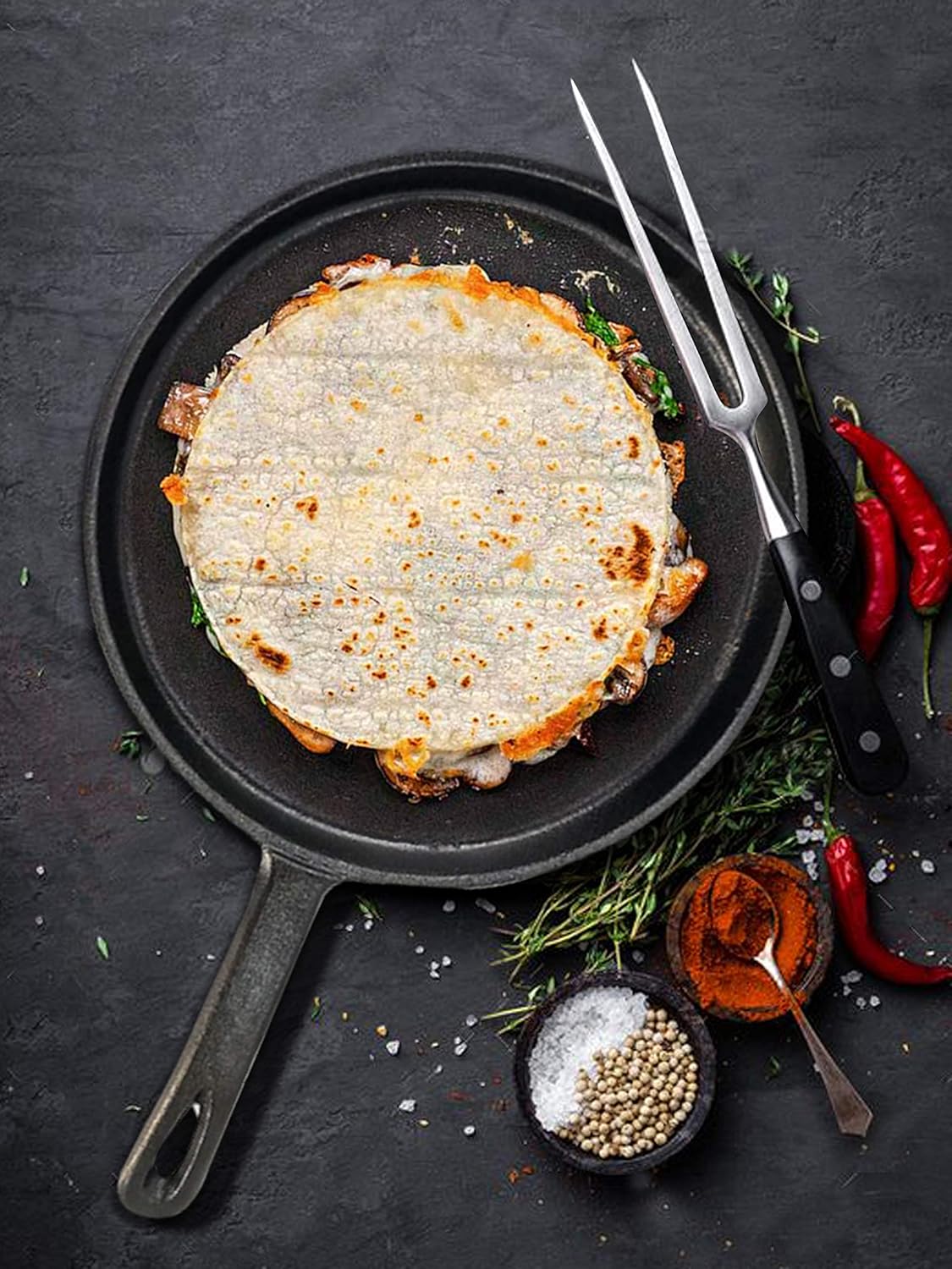Tortillada 26cm Pre-Seasoned Cast Iron Griddle Pan with Hot Handle Holder DEMO