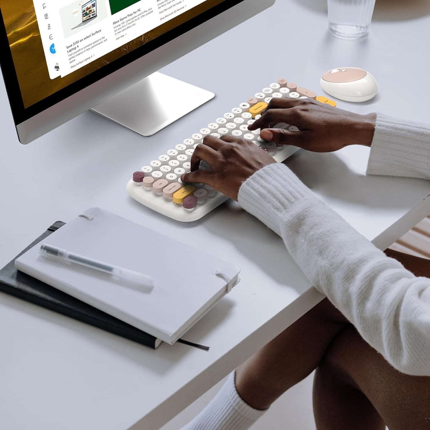 MOFII Wireless Keyboard and Mouse Combo Retro Typewriter-Style Off White DEMO
