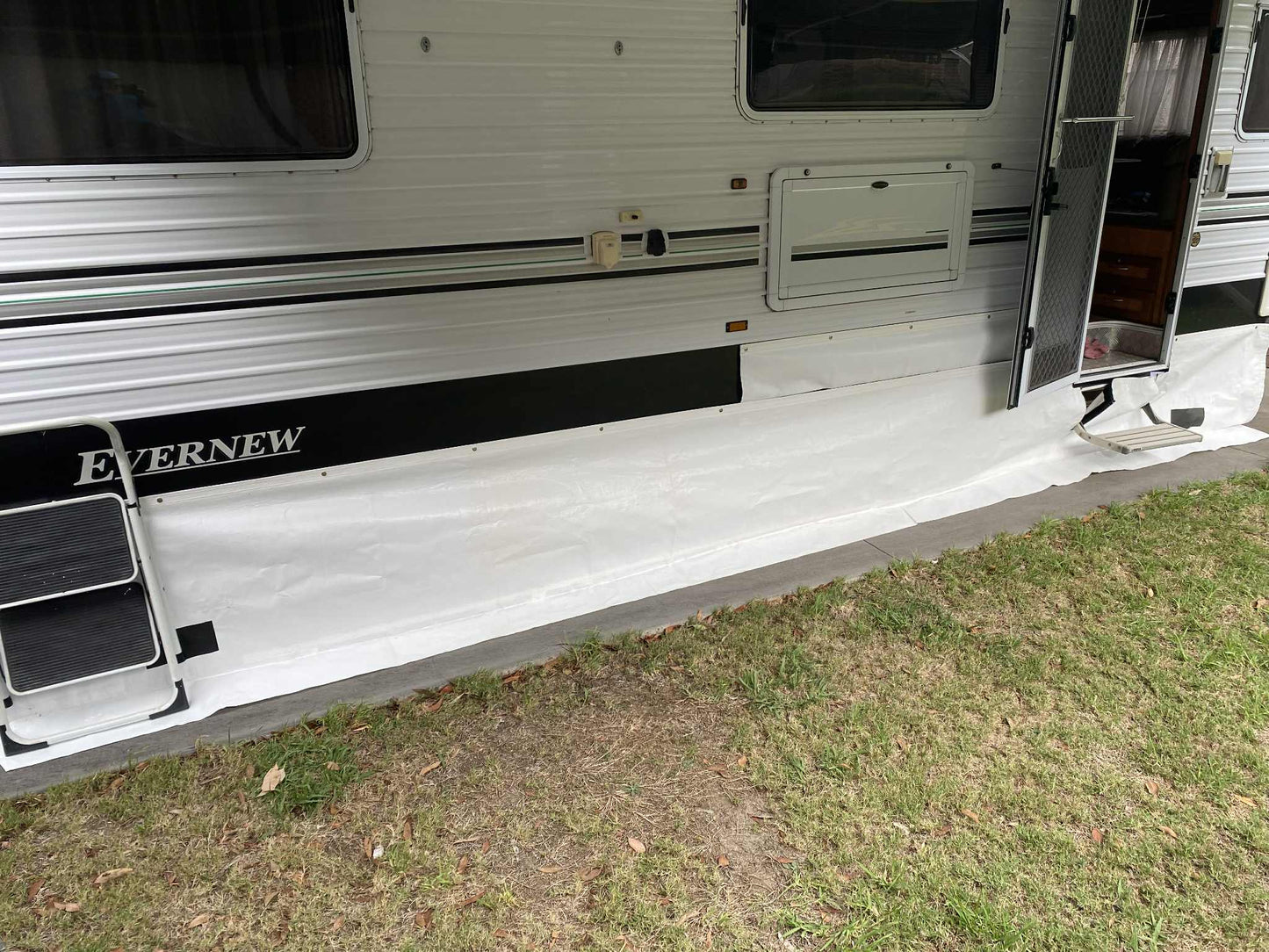 2012 22FT Dual Axel Evernew Series E1000 With Ensuite, Annex & Roll Out Awning
