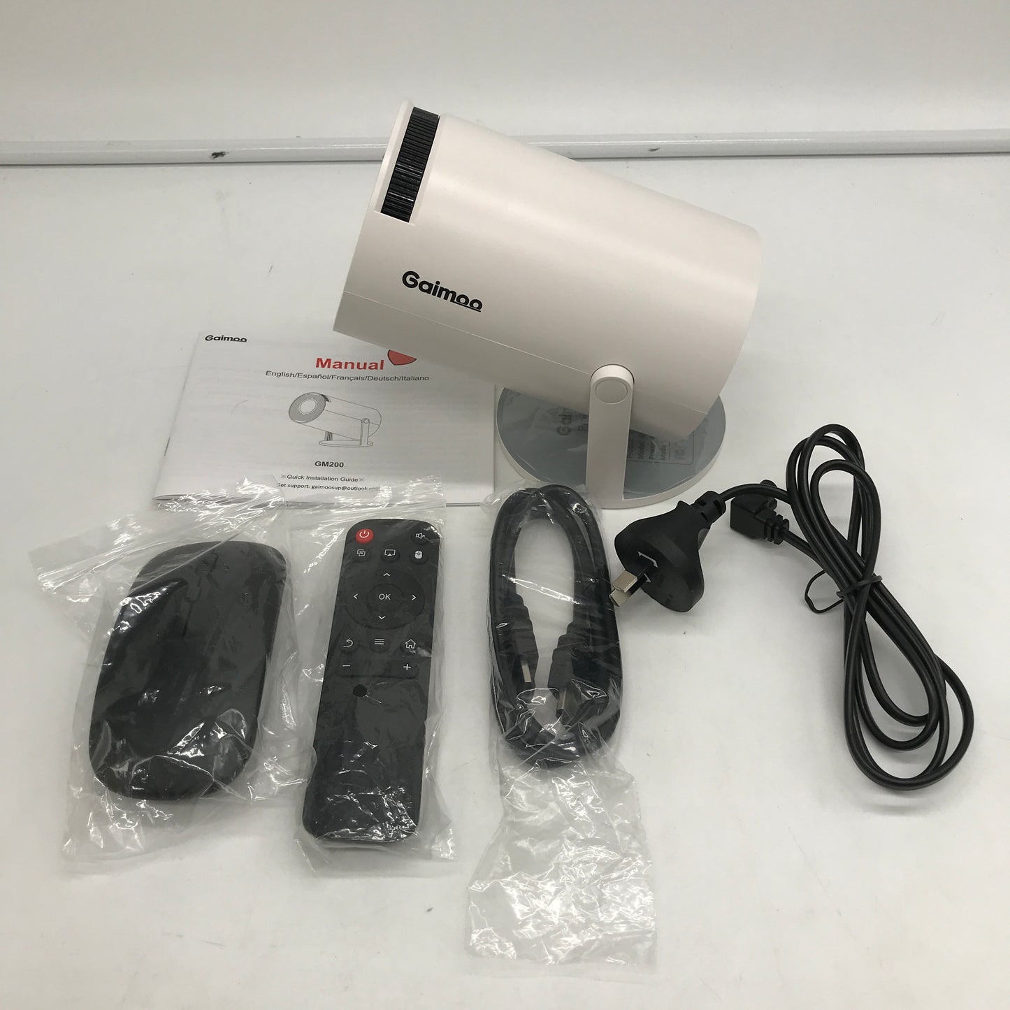 Gaimoo GM200 1080p FHD Wireless Mouse Control Smart Mini Projector DEMO