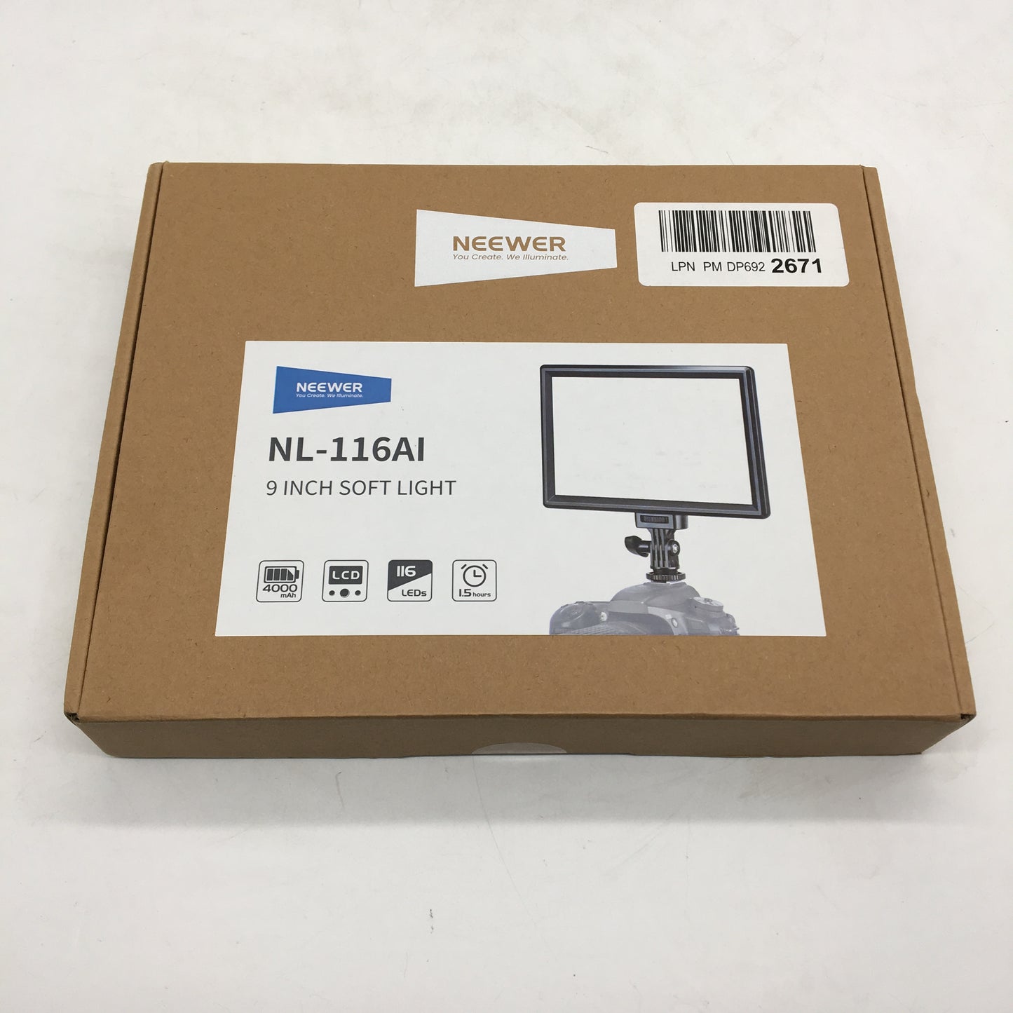 NEEWER NL-116AI 9 Inch 4000mAh LCD Display Soft Light for DSLR Cameras NEW