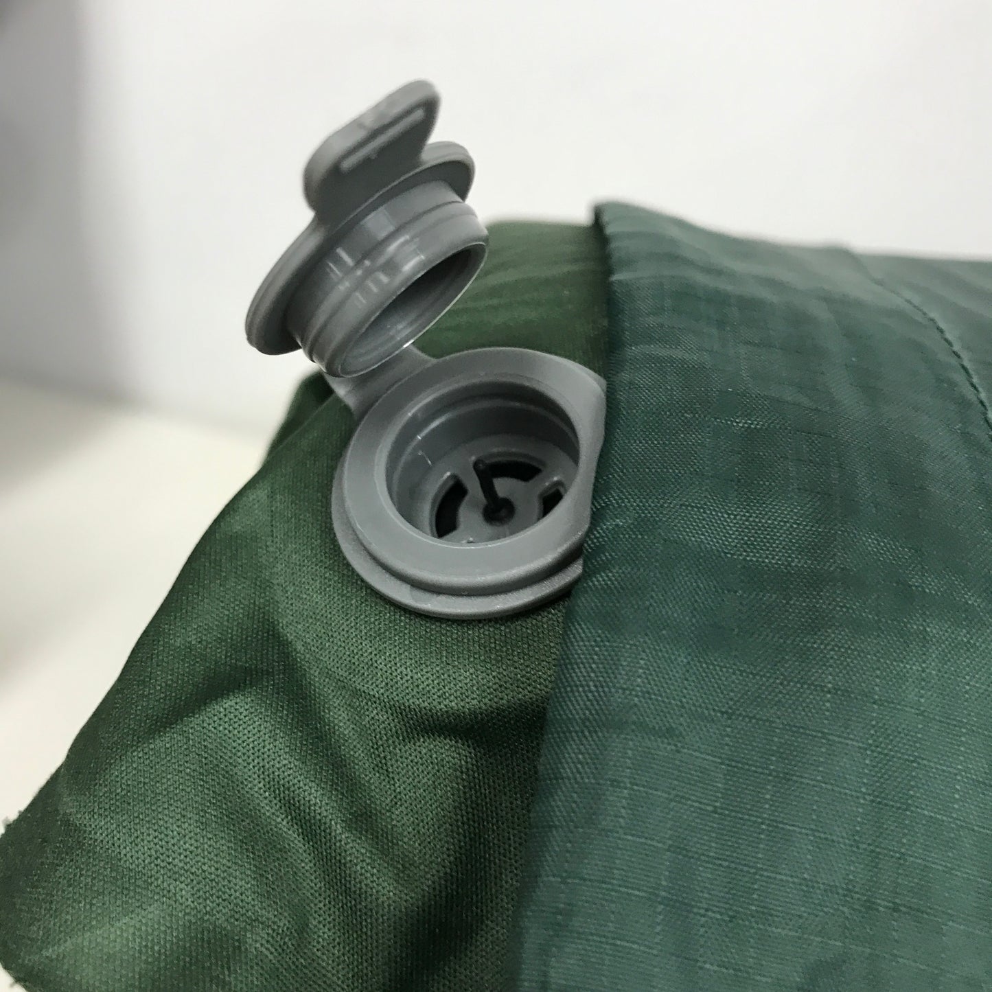 Elegear Self Inflating Camping Sleeping Pad Thick Memory Foam Camping NEW