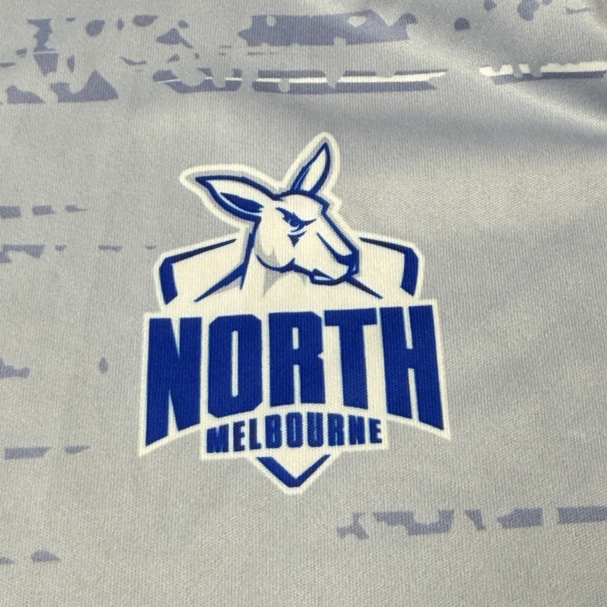 AFL North Melbourne Jersey T-Shirt XL– Vinnies Recent Donation