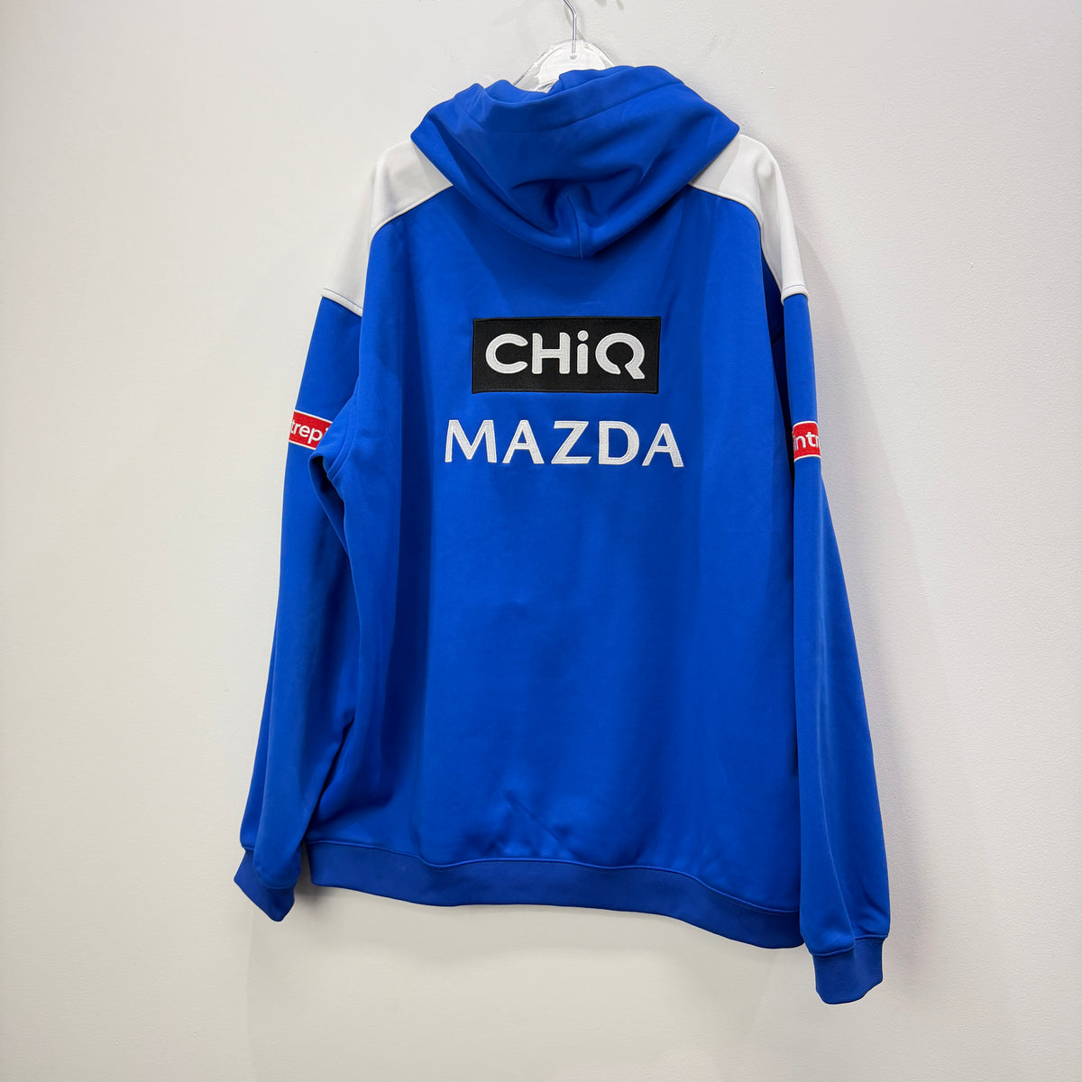 AFL North Melbourne Kangaroos Hooded Jumper Size XL– Vinnies Recent Donation
