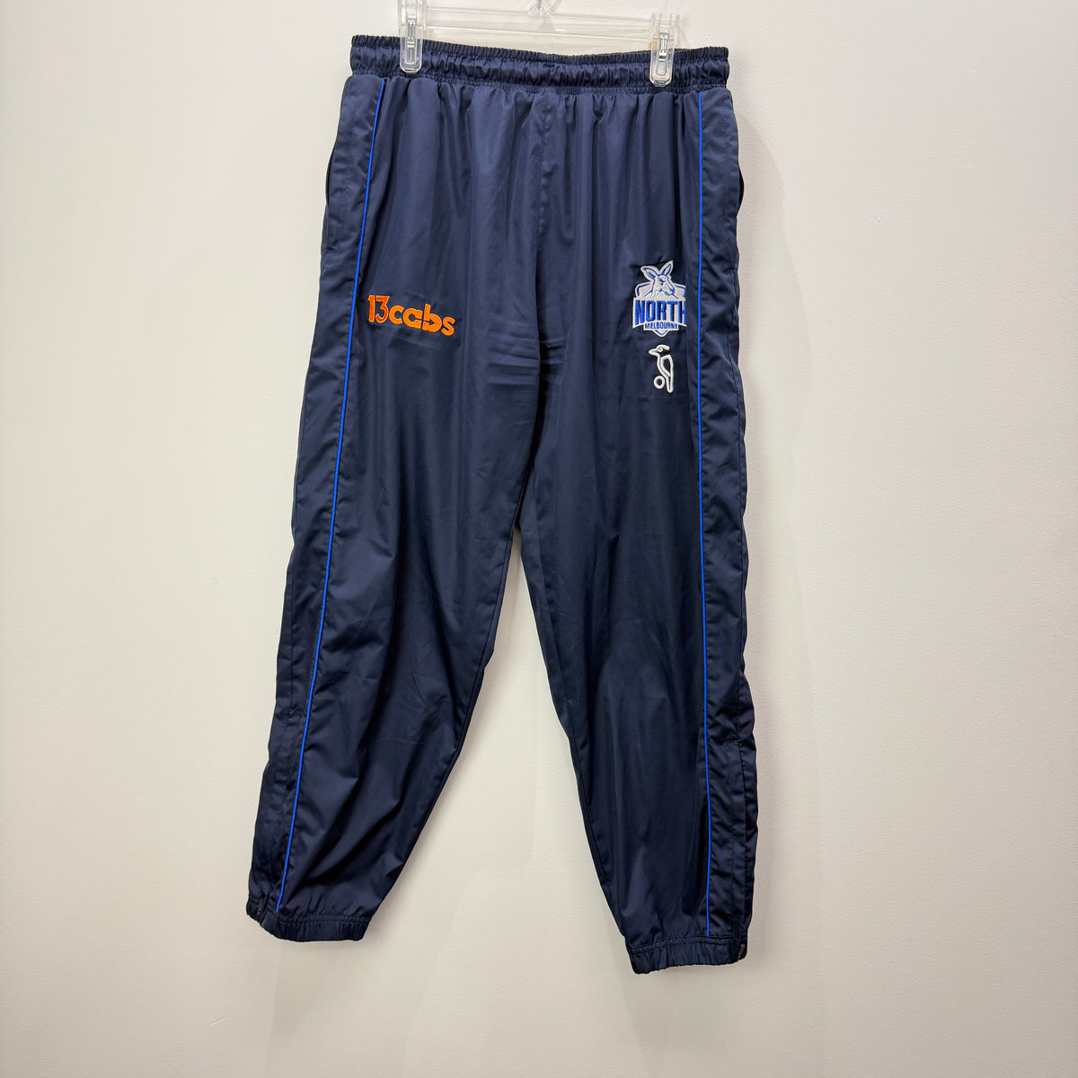 AFL North Melbourne Kangaroos Sports Track Pants XL– Vinnies Recent Donation