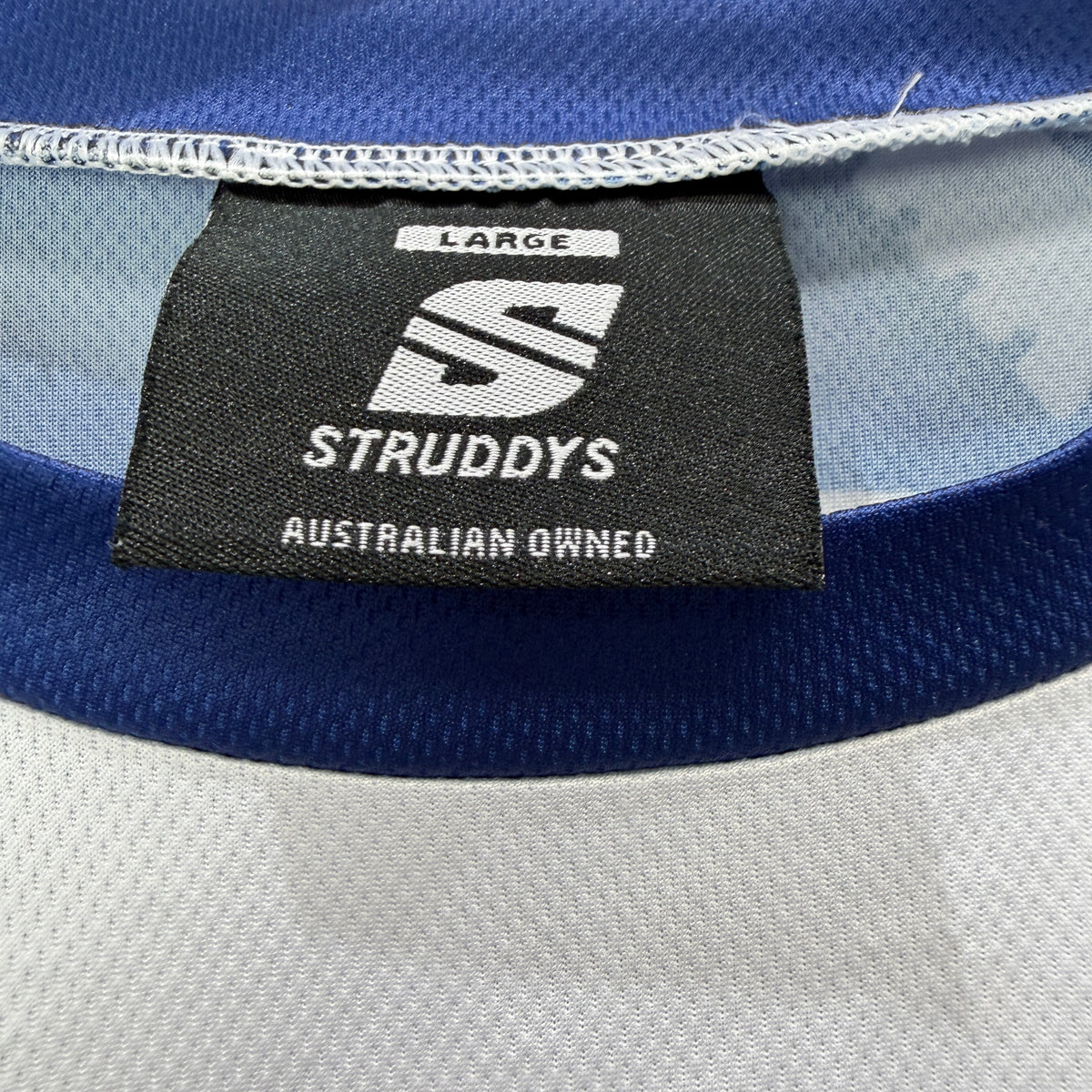 AFL North Melbourne Kangaroos 'Clarkson 26' Jersey – Vinnies Recent Donation