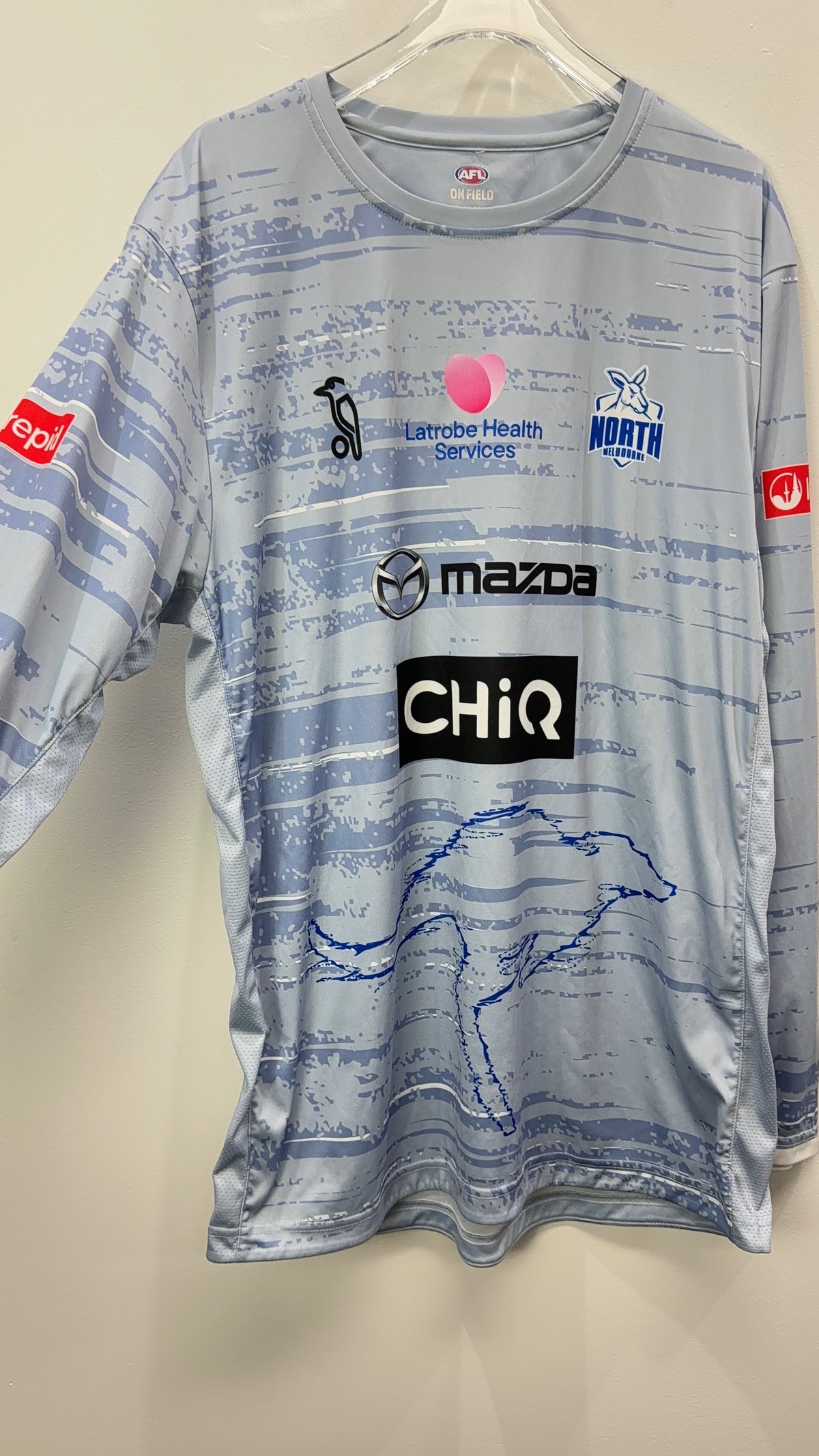 AFL North Melbourne Kangaroos Long Sleeve Jersey XL – Vinnies Recent Donation
