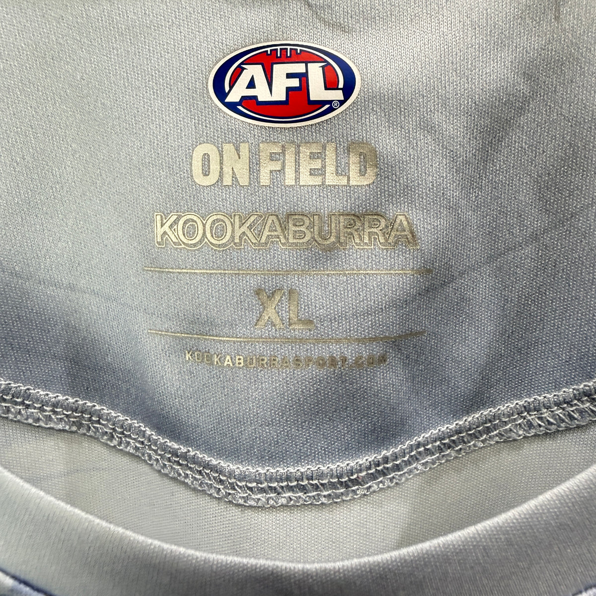 AFL North Melbourne Kangaroos Long Sleeve Jersey XL – Vinnies Recent Donation