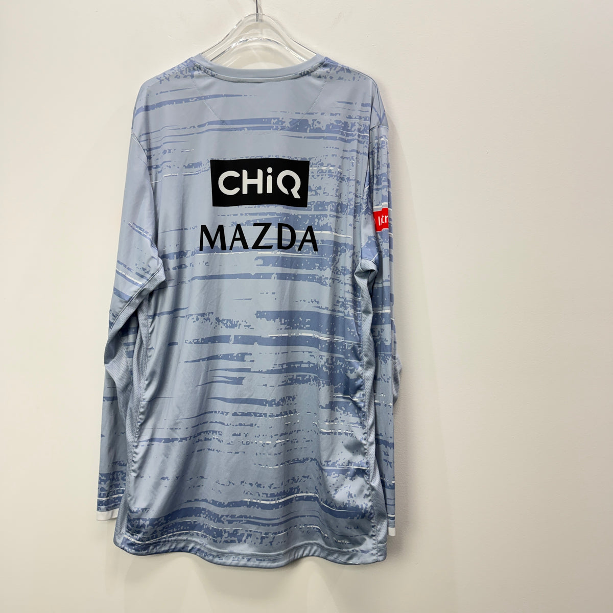 AFL North Melbourne Kangaroos Long Sleeve Jersey XL – Vinnies Recent Donation