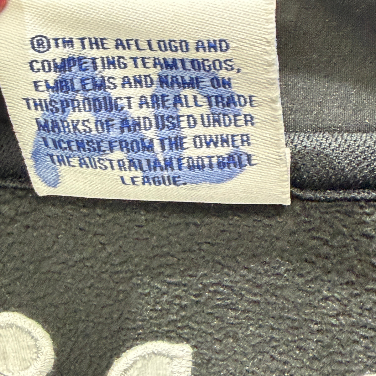 AFL North Melbourne Kangaroos Black Jacket Size XL– Vinnies Recent Donation