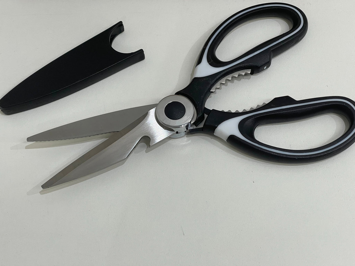 Kitchen Shears Multifunctional Heavy-Duty Scissors With Sheath NEW