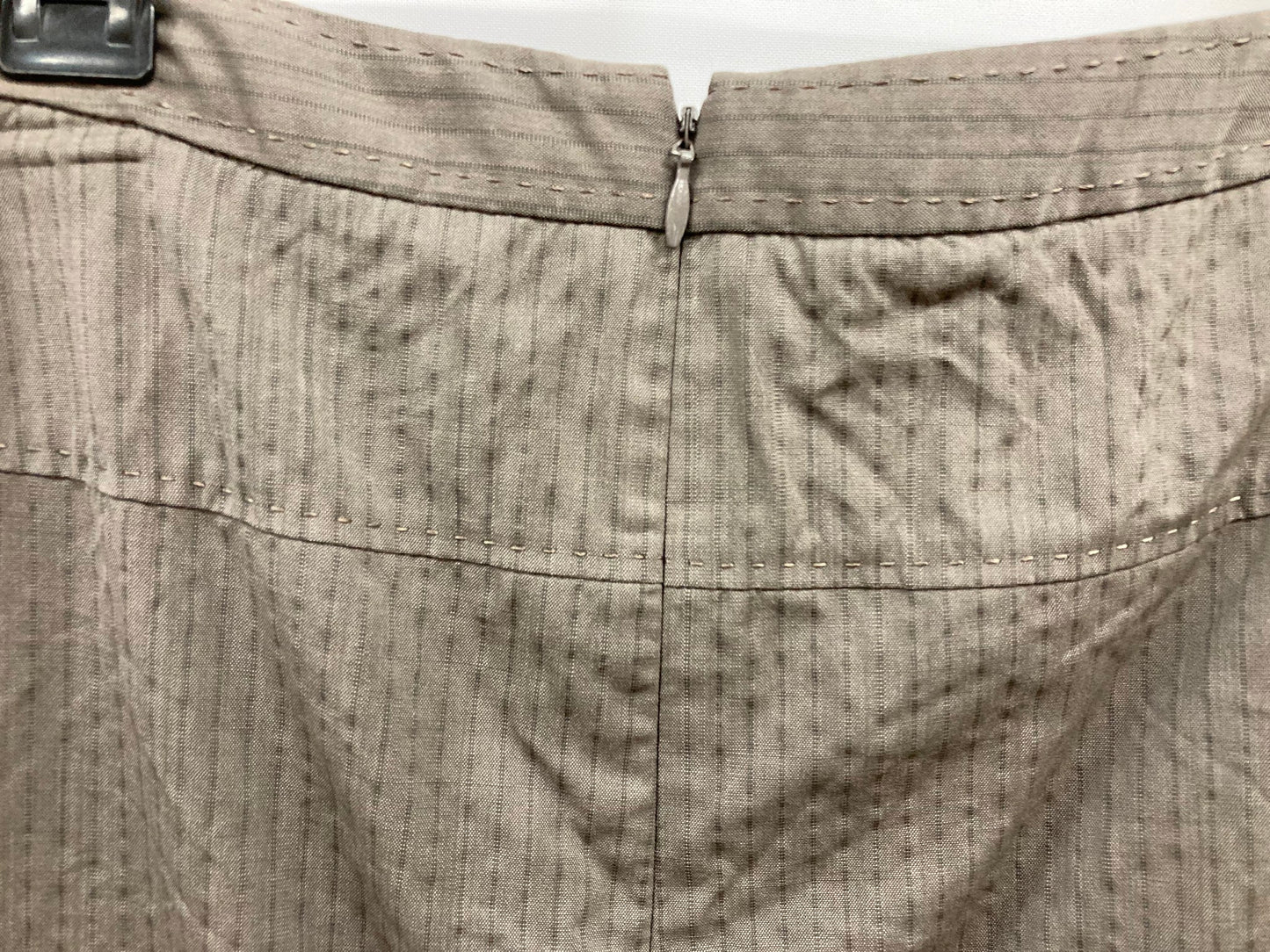 Country Road Lined Brown Skirt Lines And A Slight Texture Ladies Sz 10