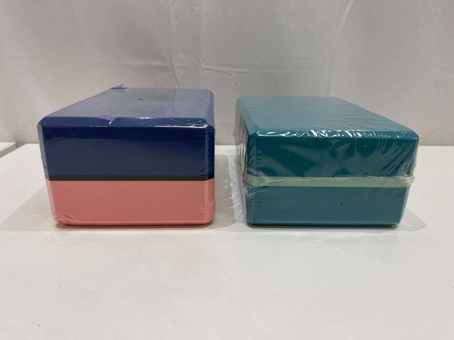 Set Of 2 Multi Coloured 2 Tone Exercise Yoga Blocks - 1 Med/1 Large NEW