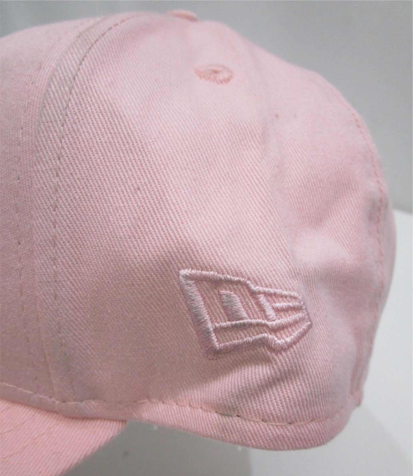 NEW Era Official Major League Baseball Neyyan Pink Ladies Cap Osfm NEW