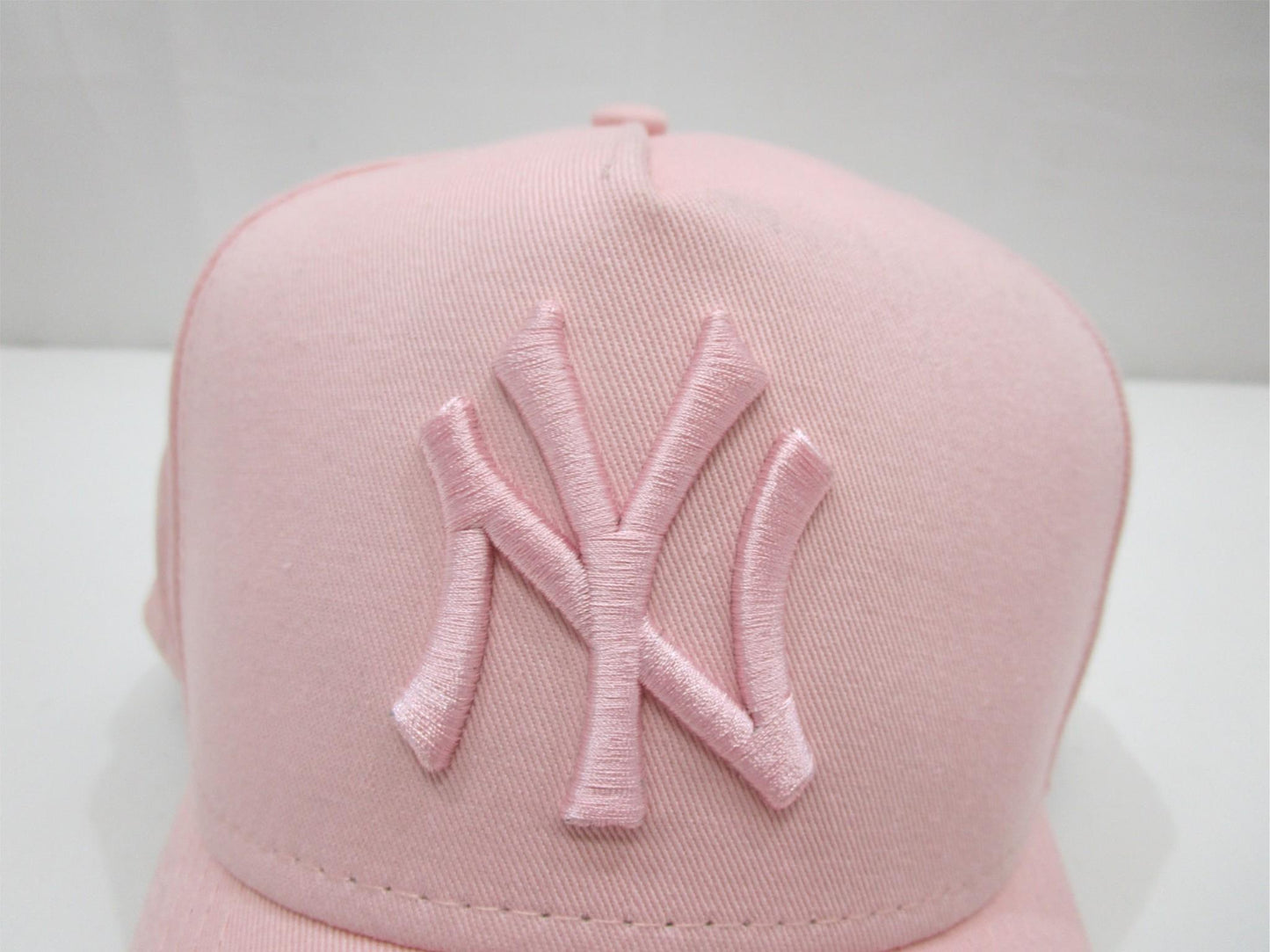 NEW Era Official Major League Baseball Neyyan Pink Ladies Cap Osfm NEW