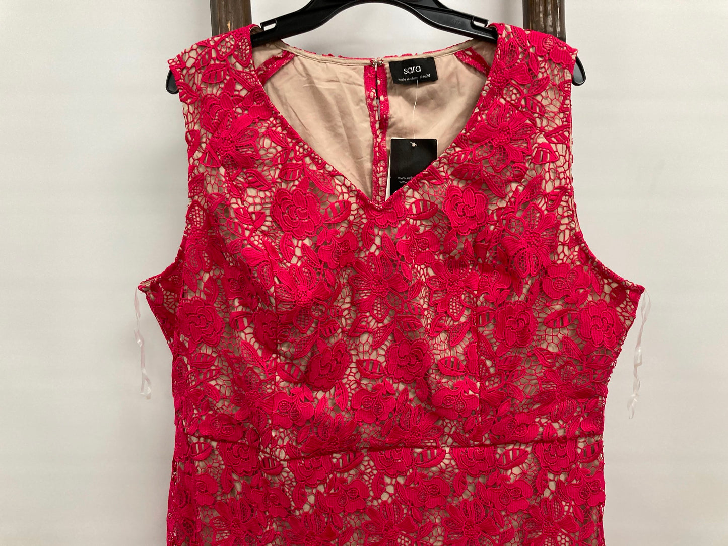 Sara Lace Overlay W/ Lining Sleeveless Raspberry Dress Ladies Sz 24 NEW