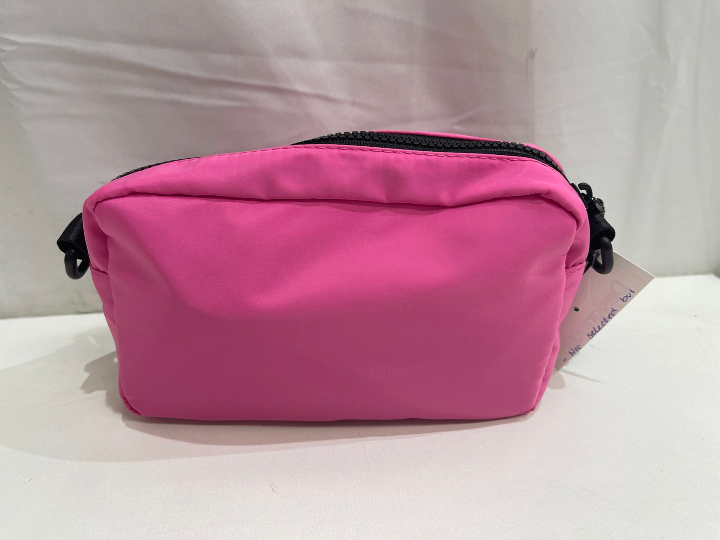 Everlast Mini Hot Pink 3 Compartment Zip Up Cross Body Bag NEW