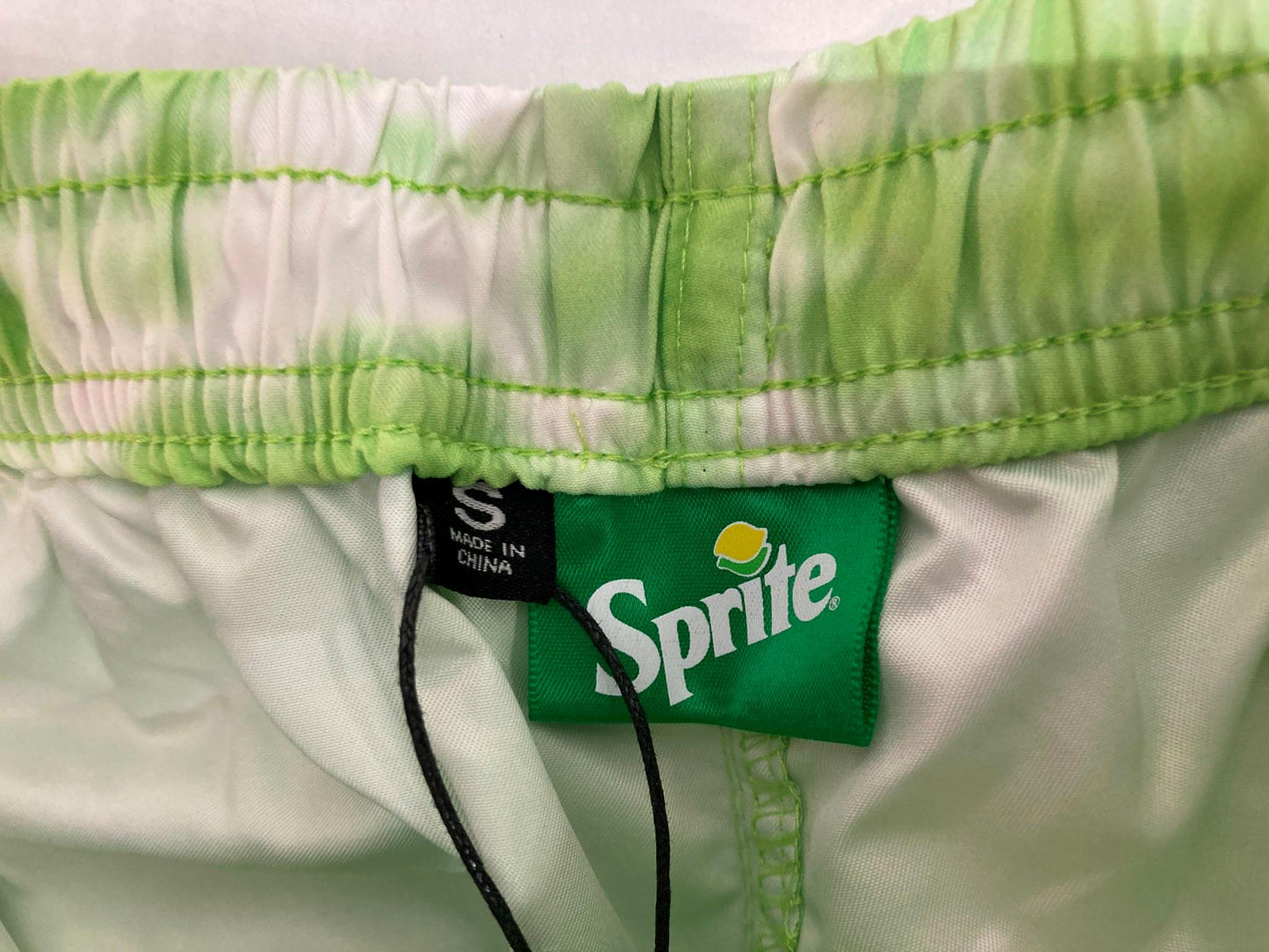 Factorie License Resort Shorts Sprite Green Tie Die Mens Sz S NEW