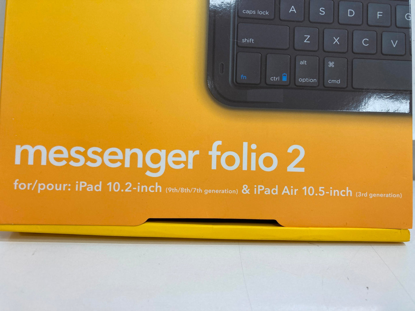 Zagg Keyboard Messenger Folio 2 Case For Ipad 10.2" & Ipad Air 10.5" NEW