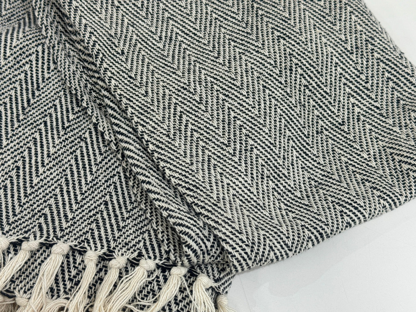 Target Cotton Sawyer Textured Tassled Knit Chevron Throw 127X152Cm NEW