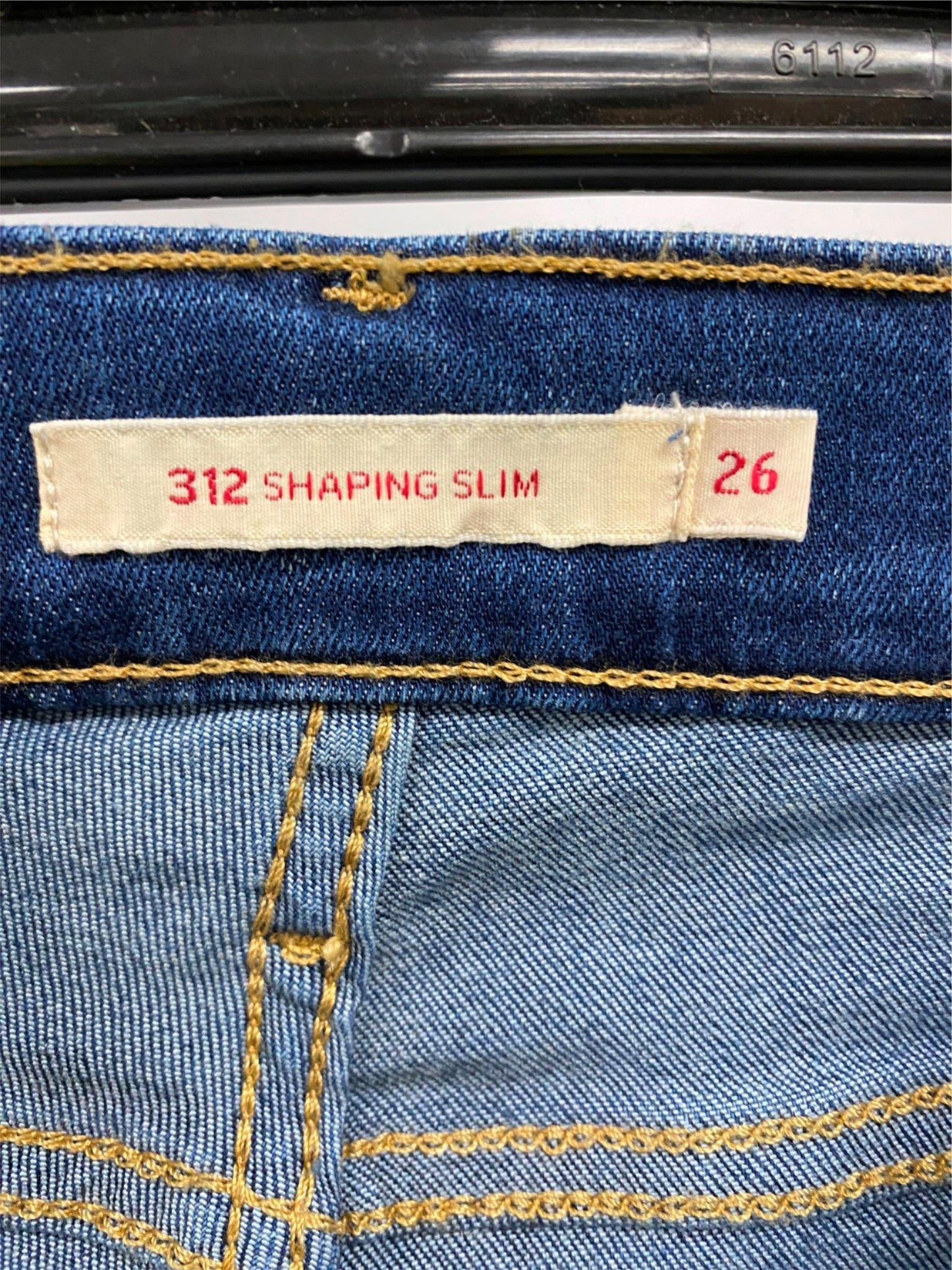 Levi'S 312 Shaping Slim Mid Rise Blue Jeans Ladies Sz 26 32 NEW