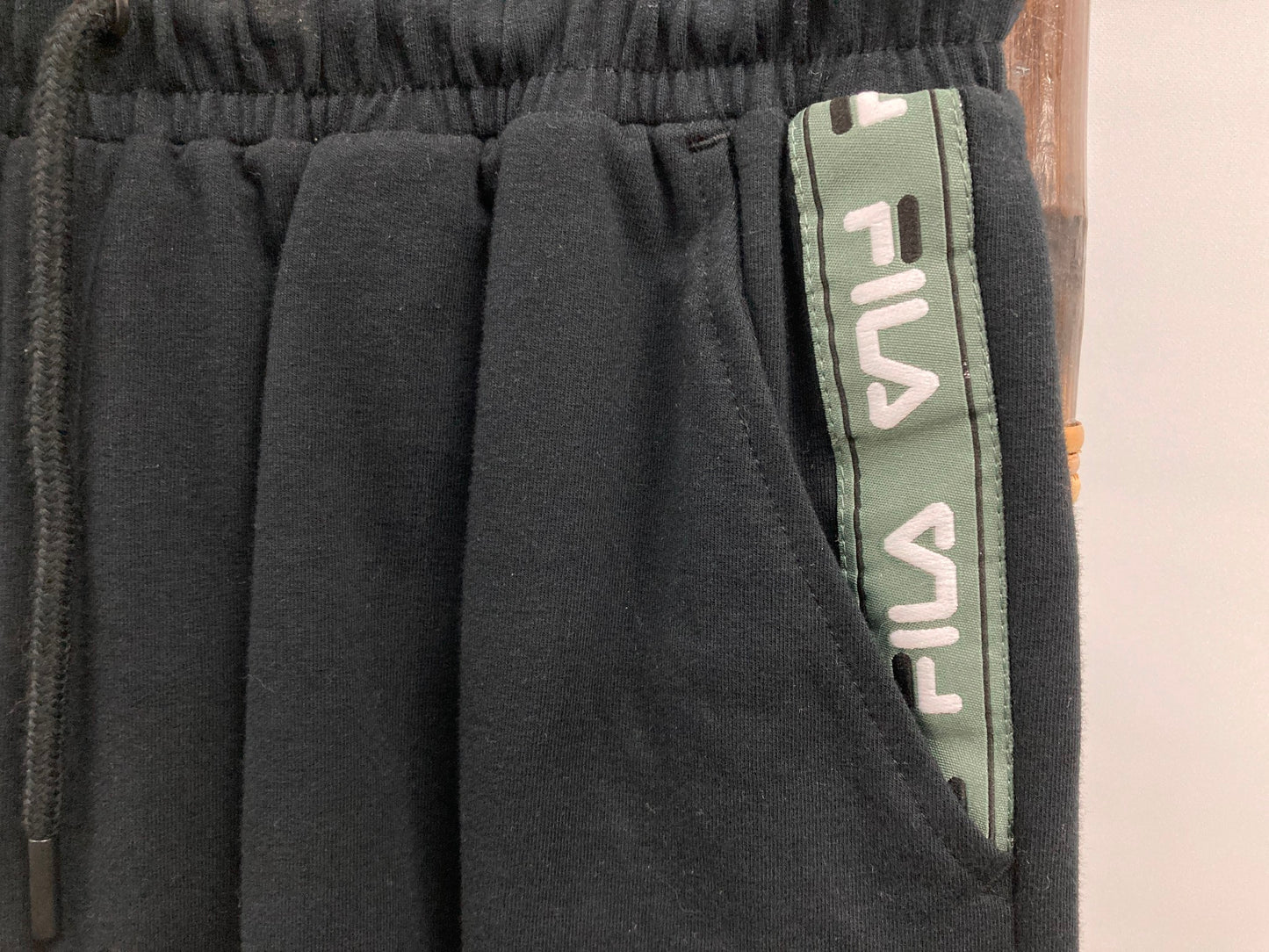 Fila Cotton Blend Elastic Waist Sweat Shorts Black Kids Size 12 NEW