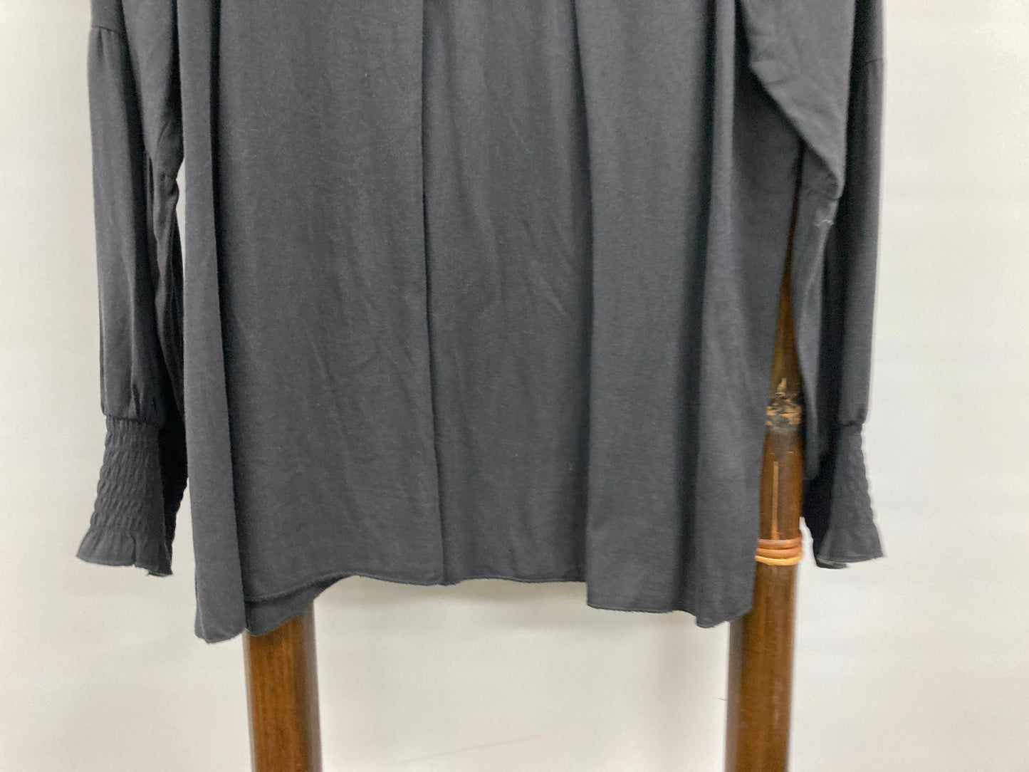 Marco Polo Gathered Neck And Sleeves Charcoal Top Ladies Sz 18 NEW