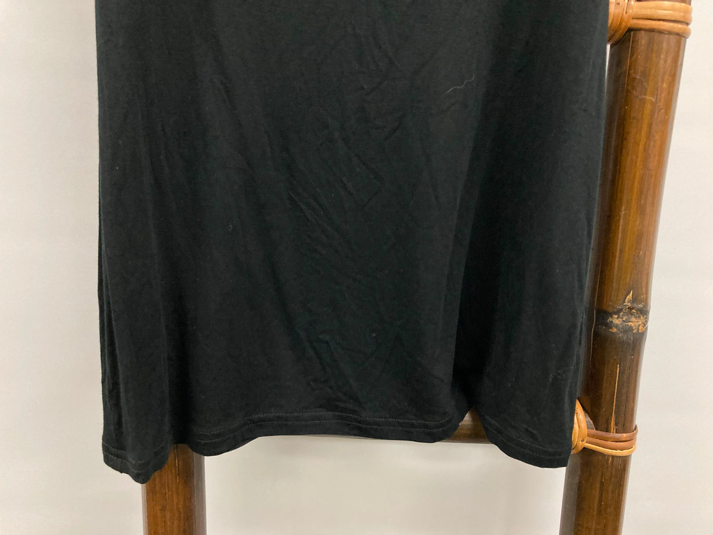 Since Grey Bamboo Floral Sleeve And Neck, Black Tee Ladies Sz L NEW